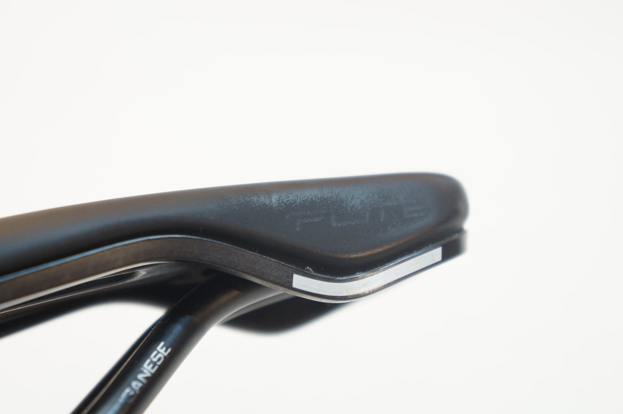 SELLE ITALIA 「セラ イタリア」 FLITE BOOST サドル / バイチャリ浦和