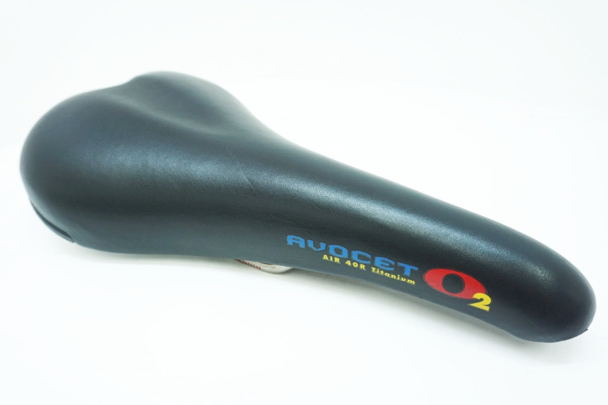 AVOCET 「アボセット」 AIR 40R TITANIUM O2 サドル / 大阪美原北インター店