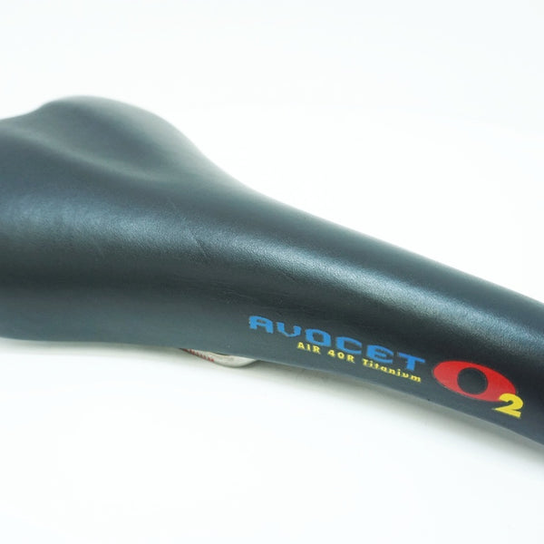 AVOCET 「アボセット」 AIR 40R TITANIUM O2 サドル / 大阪美原北