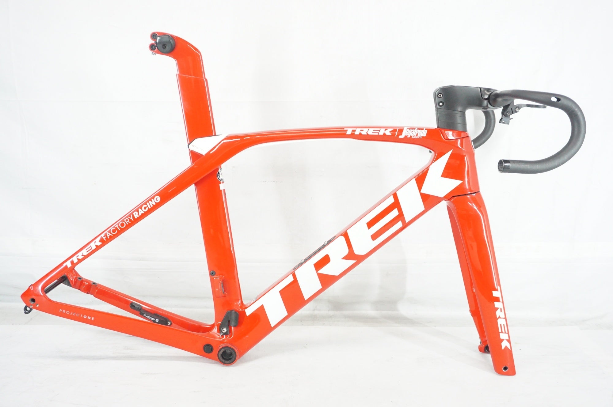 TREK 「トレック」 MADONE SLR 9 DISC 2019年モデル フレームセット / 阪急塚口店