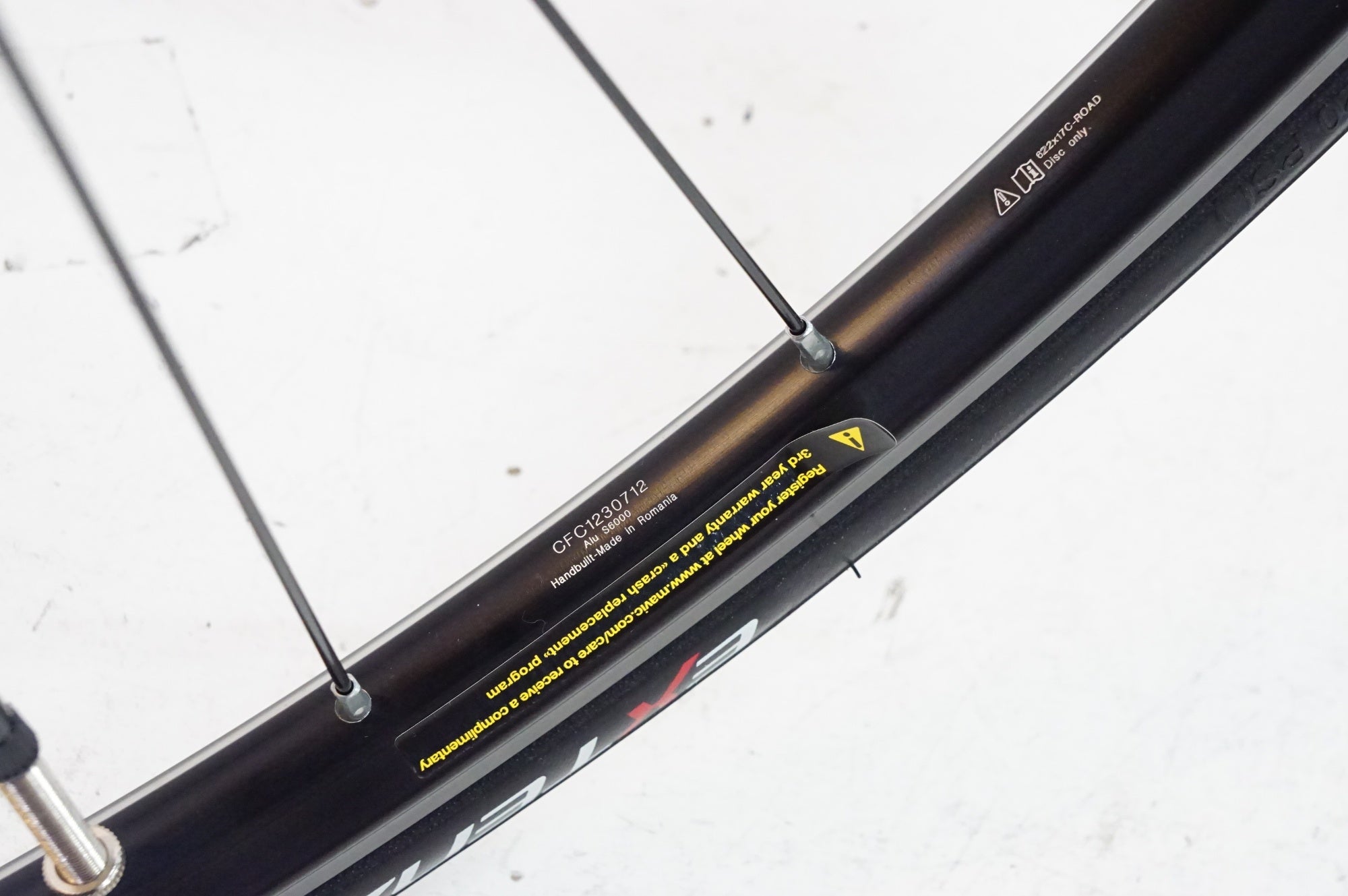 MAVIC 「マヴィック」 AKSIUM DISC シマノ11速 ホイールセット