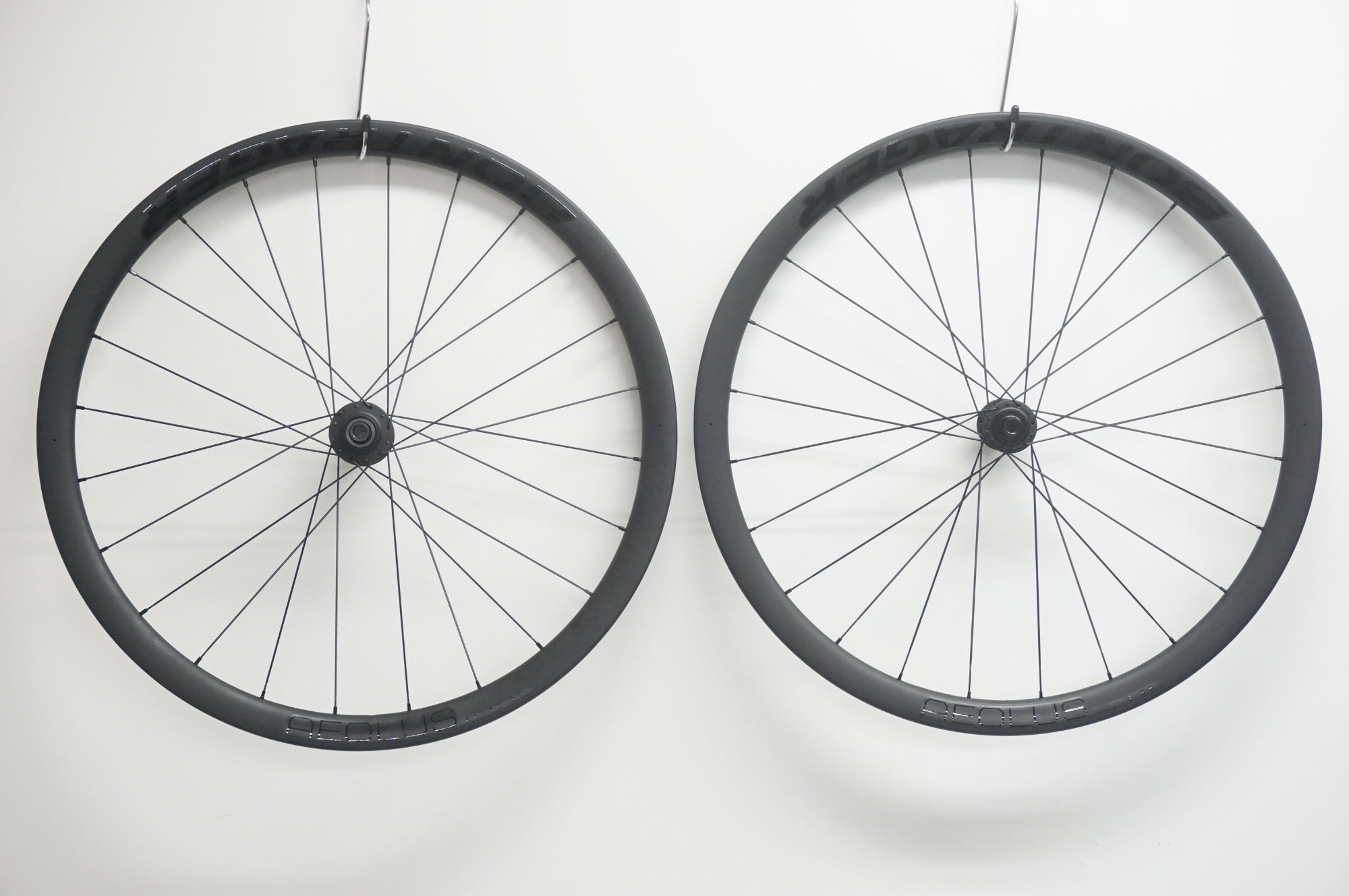 ジャンク BONTRAGER 「ボントレガー」 AEOLUS ELITE 35 TLR DISC シマノ11速 ホイールセット / 福岡店