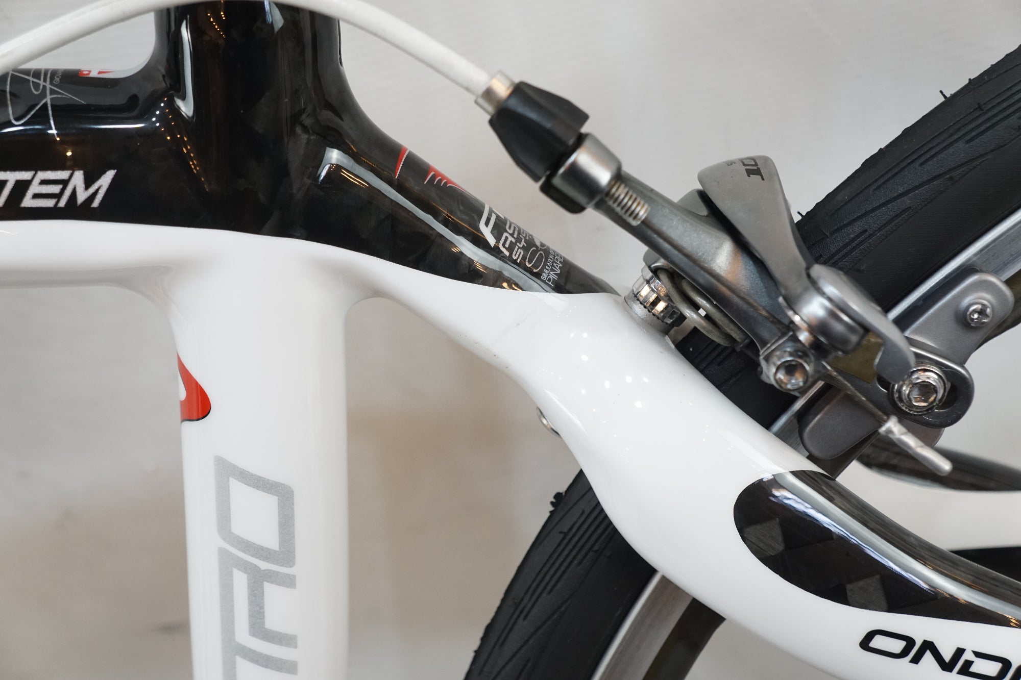 PINARELLO 「ピナレロ」 FP QUATTRO 2011年モデル ロードバイク / バイチャリ浦和ベース