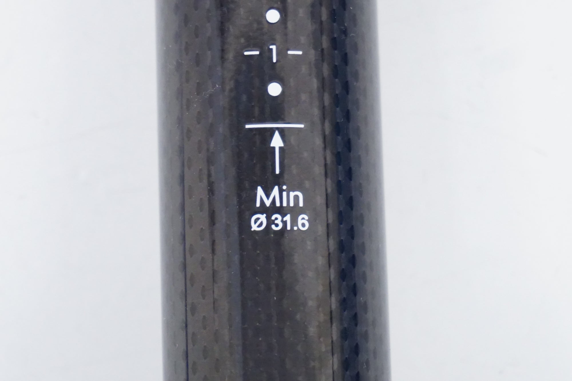 TIFOSI 「ティフォージ」 φ31.6 300mm シートポスト / 浜松店