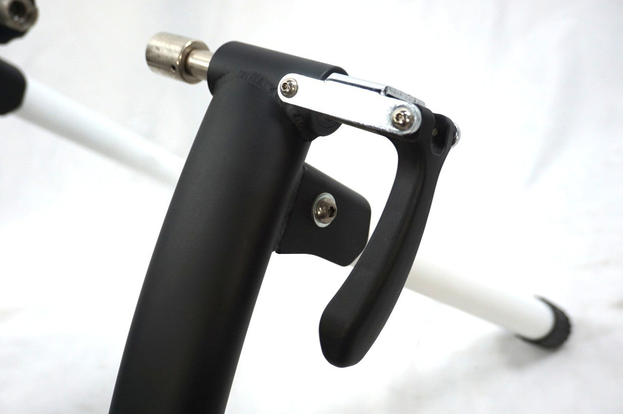 GIANT 「ジャイアント」 CYCLOTRON FLUID ST サイクルトレーナー