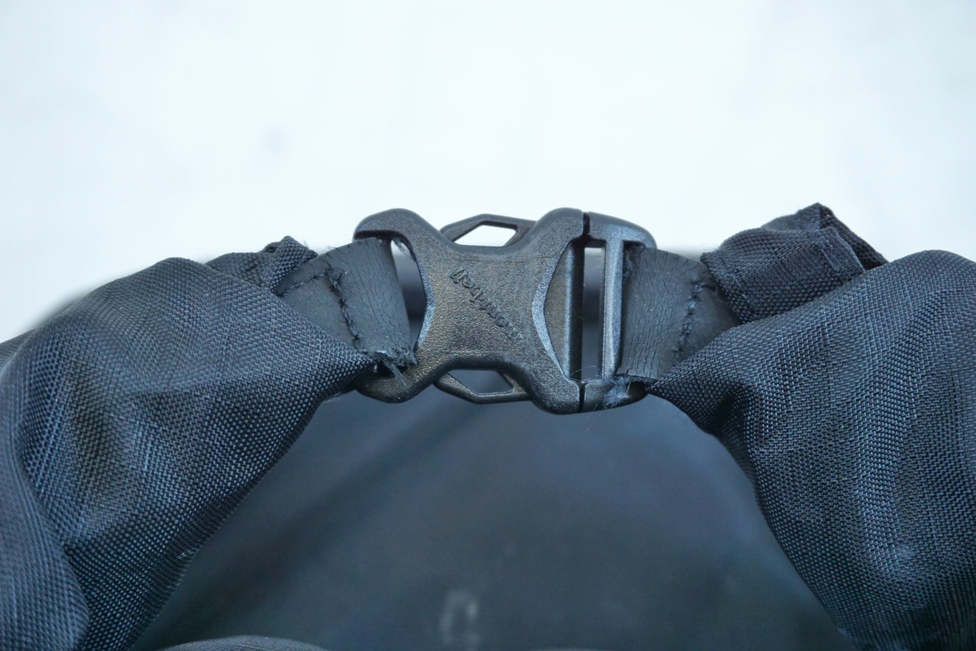 MONT-BELL 「モンベル」 フロントバッグ / 有明ガーデン店