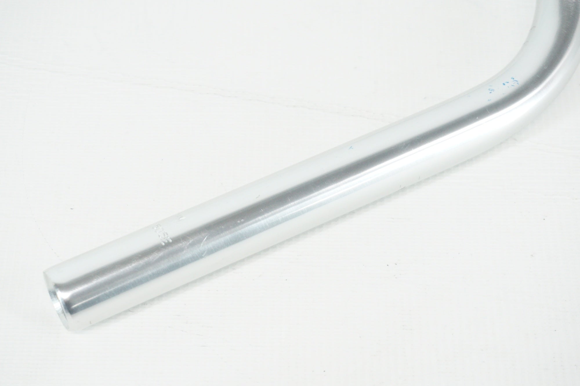 BEAM 「ビーム」 Φ25.4 560mm ハンドル / 阪急塚口店