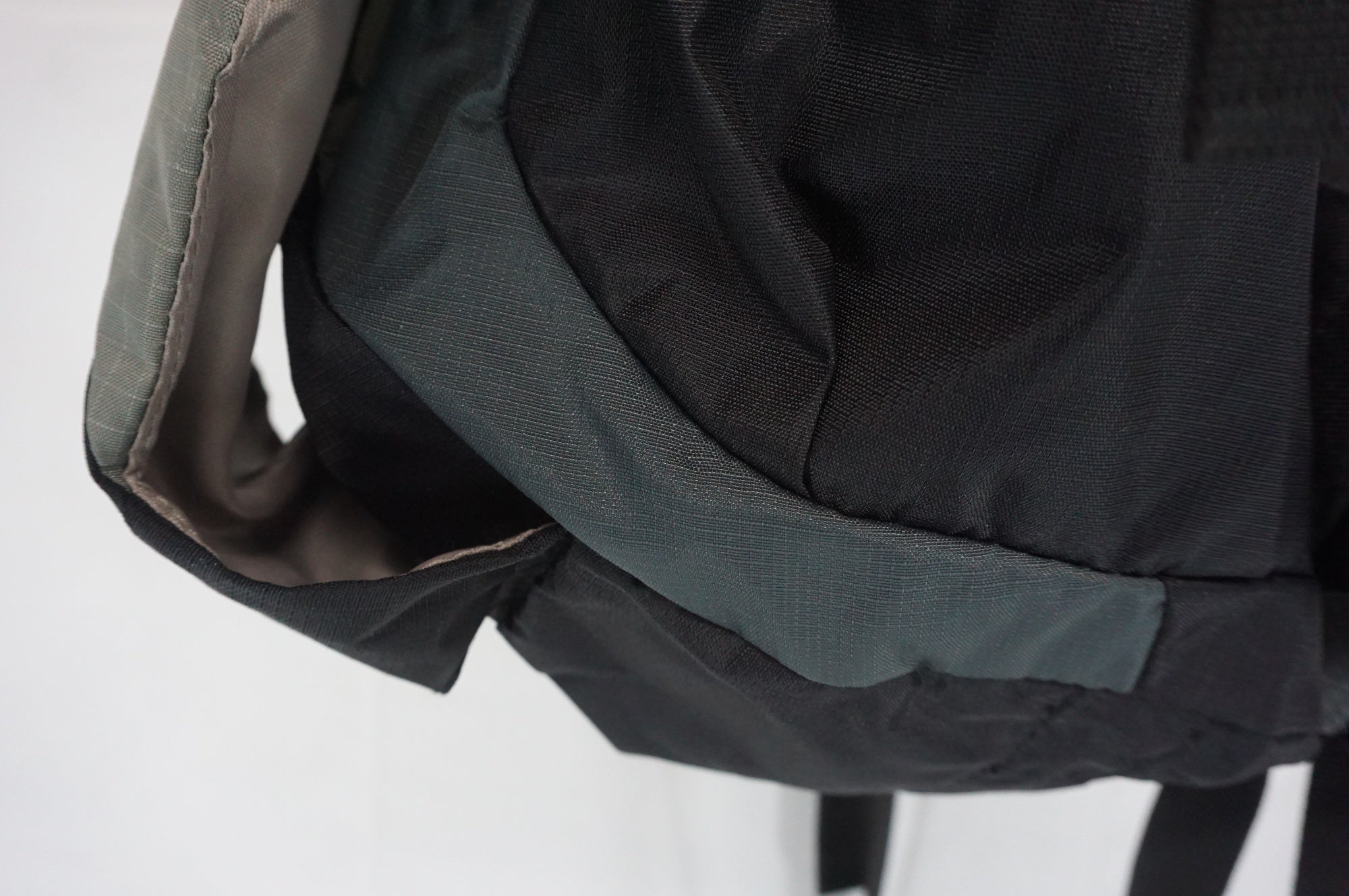 DEUTER 「ドイター」 CROSS BIKE 18 バックパック / 阪急塚口店