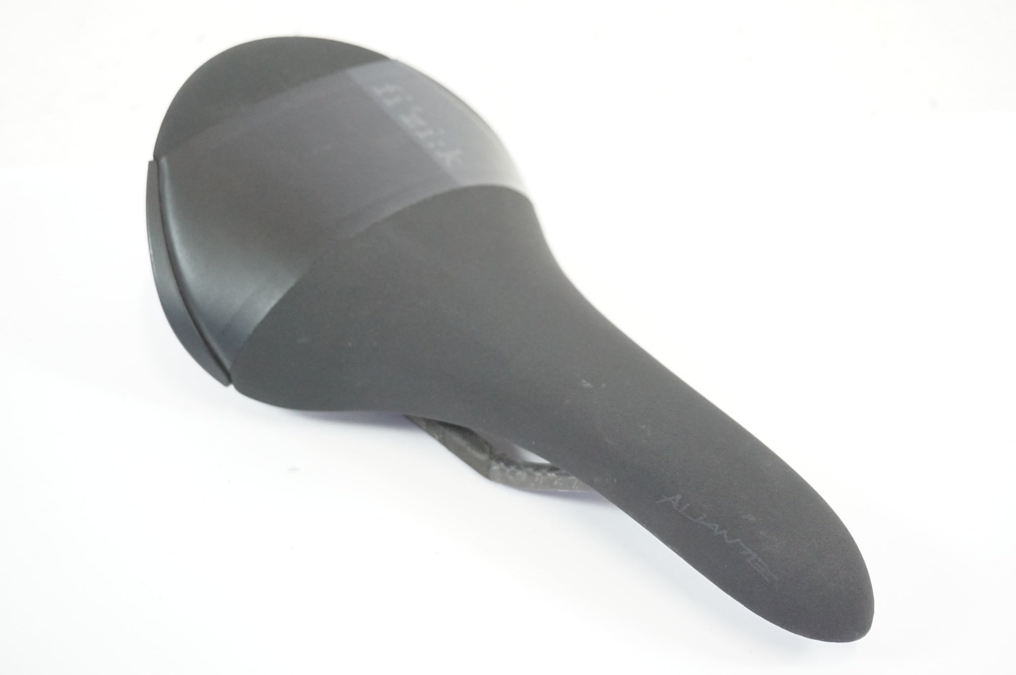 FIZIK 「フィジーク」 ALIANTE R1 REGULAR カーボンレール サドル / 宇都宮店