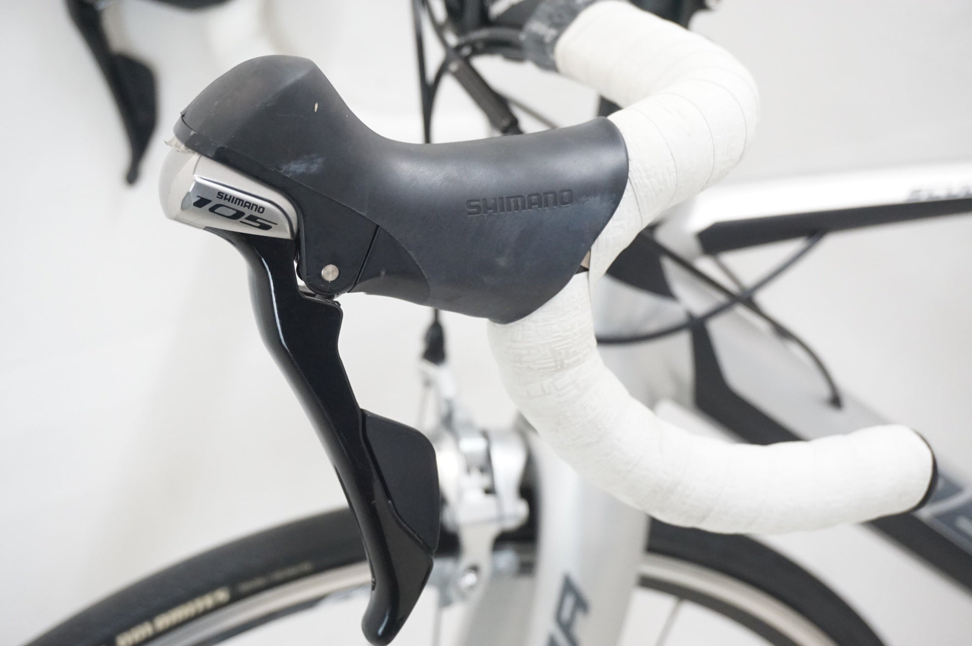 『専用出品』MERIDA SCULTURA 400(白 MERIDA 「メリダ」 SCULTURA 400 2016年モデル ロードバイク