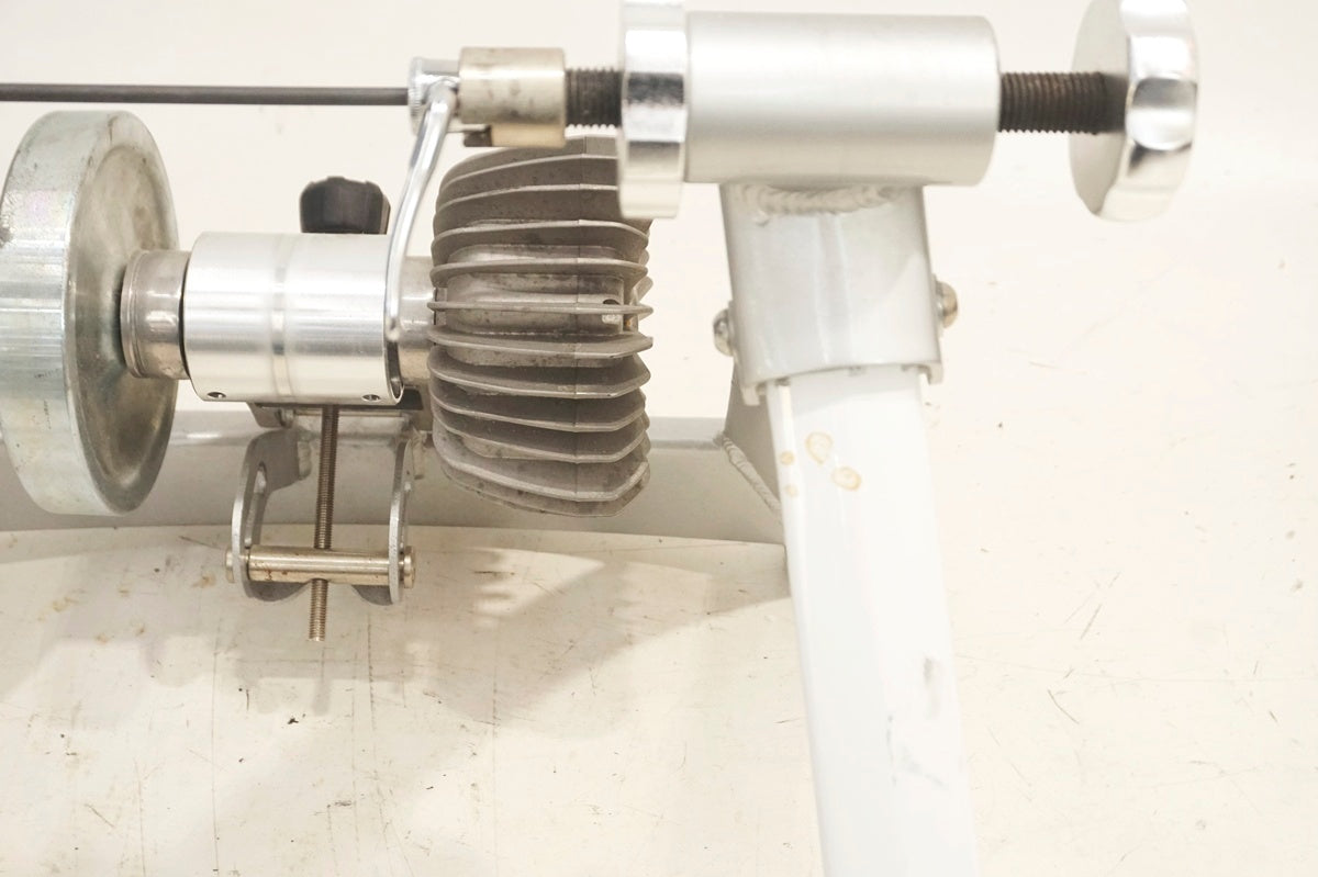 【静音・高負荷】GIANT CYCLOTRON FLUID サイクルトレーナー CYCLOTRON FLUID ST サイクルトレーナーのご紹介