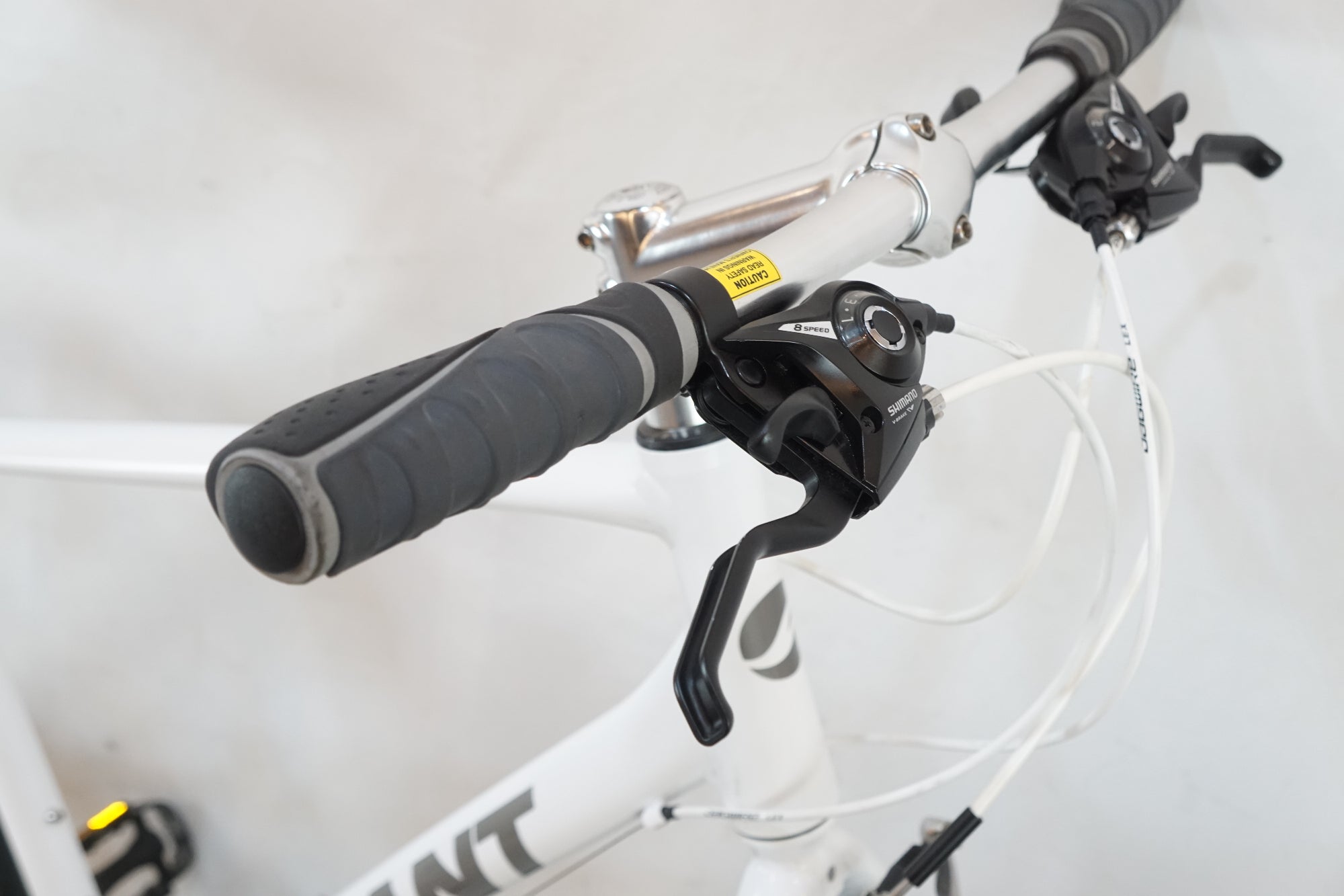 GIANT 「ジャイアント」 ESCAPE R3 2015年モデル クロスバイク / バイチャリ浦和ベース