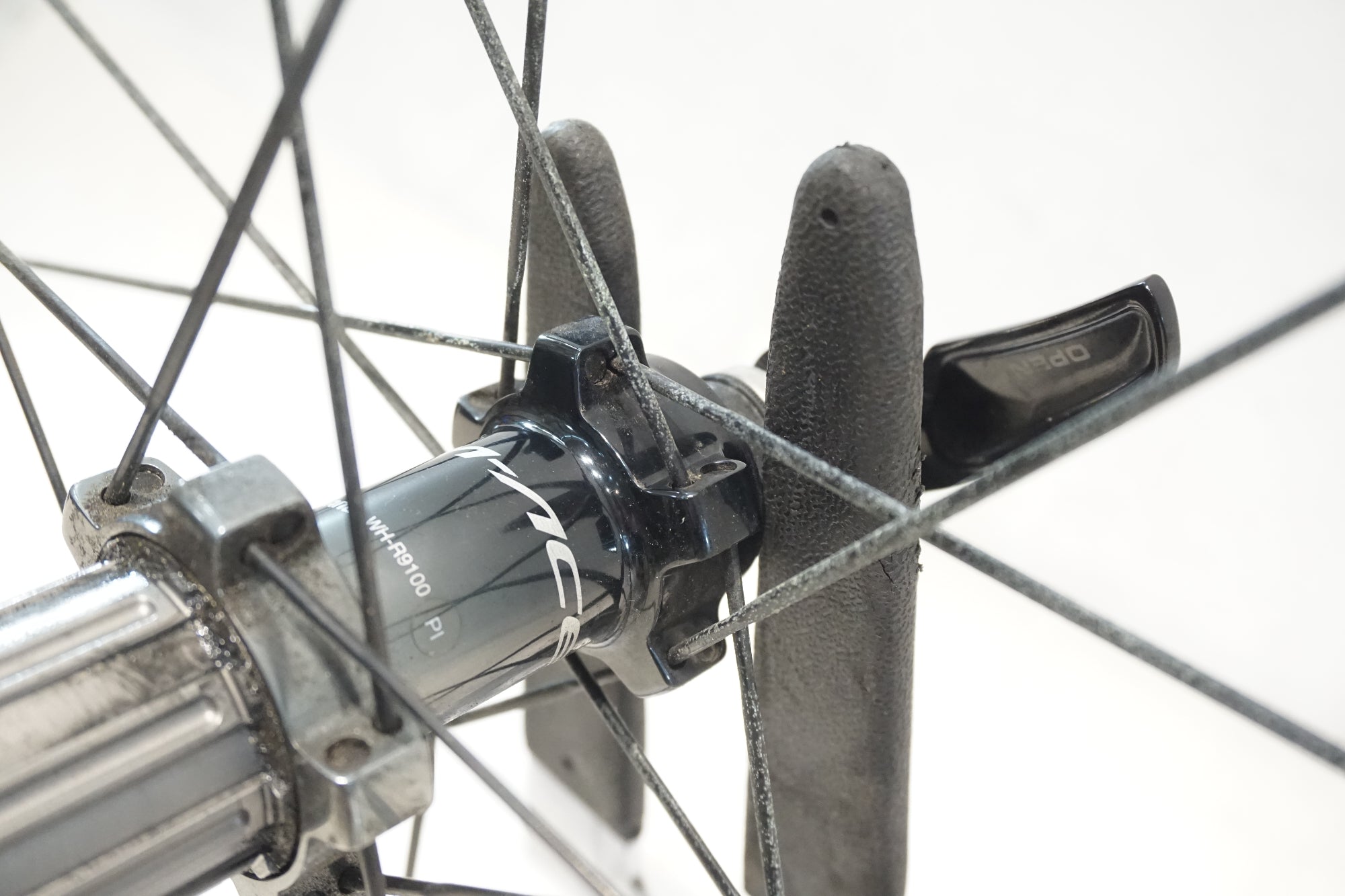 SHIMANO 「シマノ」 DURA-ACE WH-R9100-C24-CL シマノ11速 ホイール