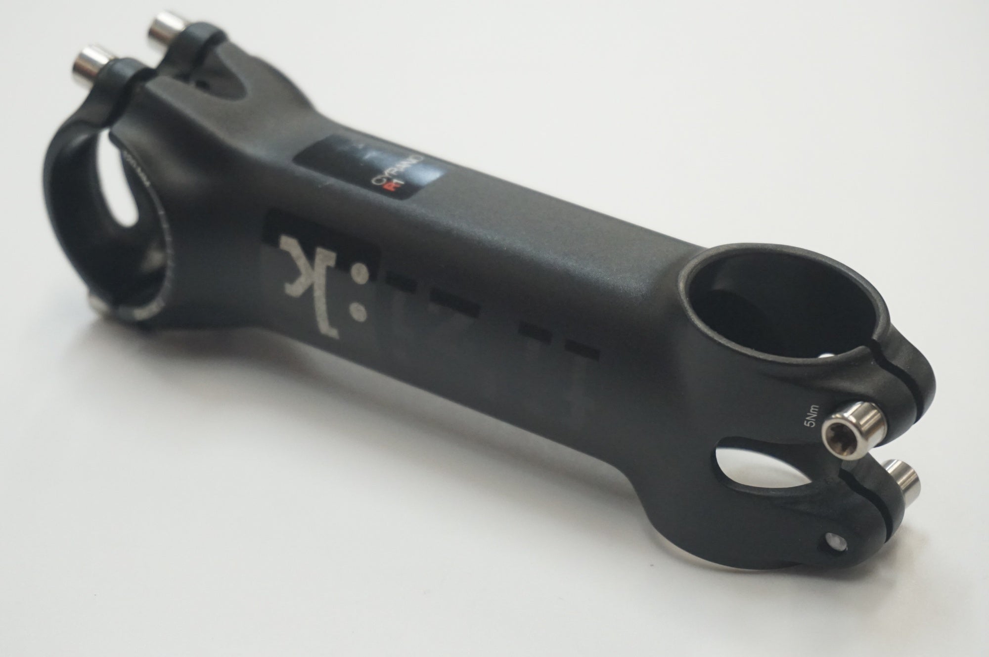 ステム　フィジーク CYRANO R1 アルミ 90mm　黒 FIZIK 「フィジーク」 CYRANO R1 Φ31.8 90mm ステム / 名古屋