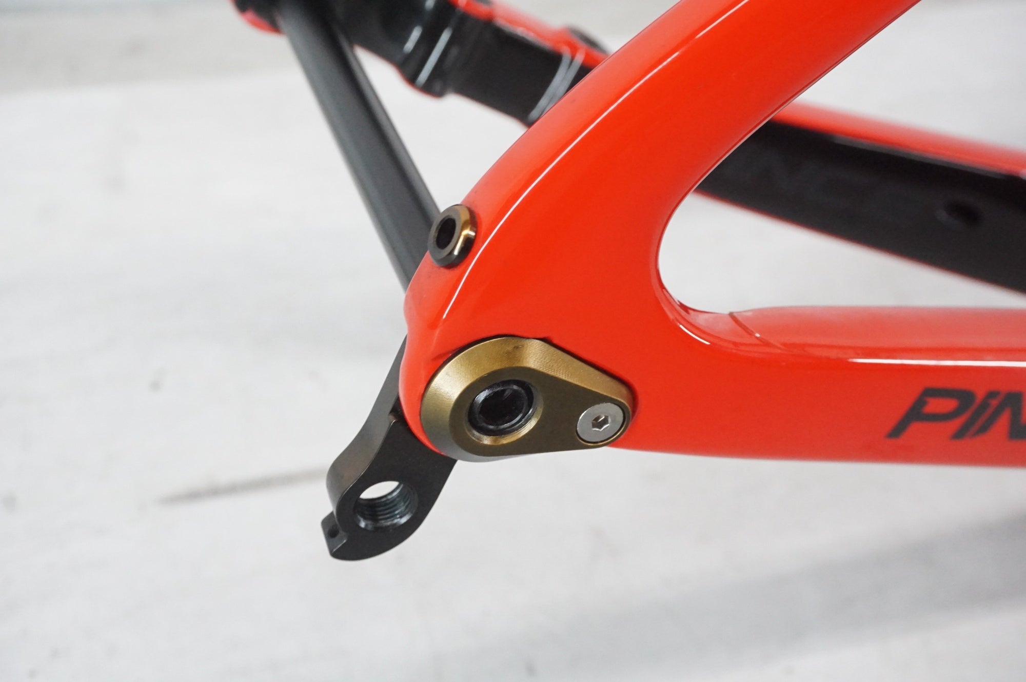PINARELLO 「ピナレロ」 PRINCE DISK 2021年モデル フレームセット / 阪急塚口店