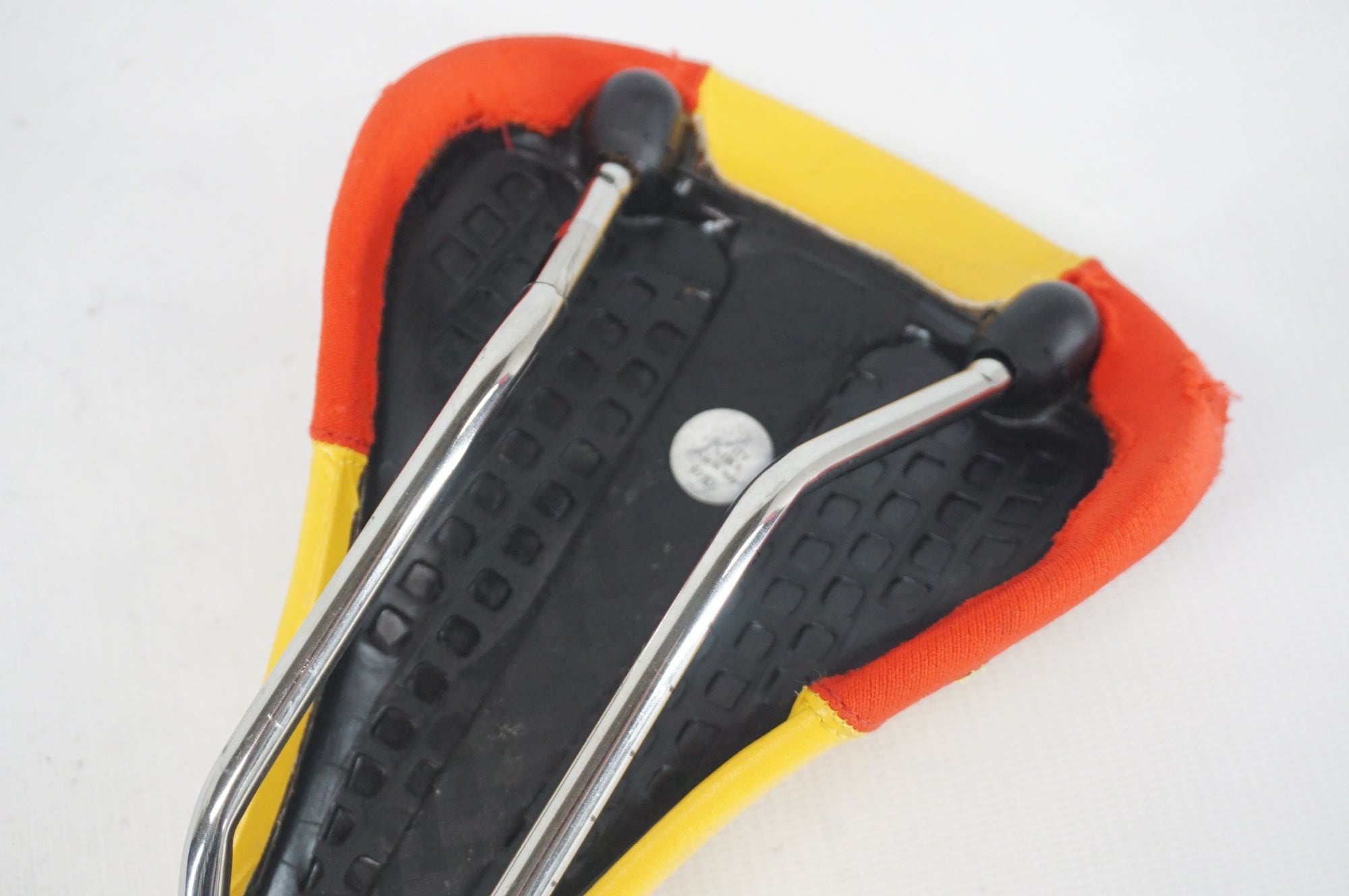 SELLE ITALIA 「セライタリア」 FLITE CLASSIC PANTANI 復刻 サドル / 阪急塚口店