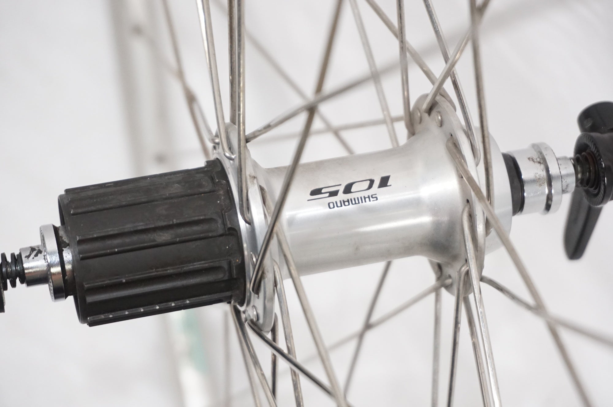ARAYA 「アラヤ」 AR-713 リム + SHIMANO 105 HB/FH-5800 ハブ シマノ11速 ホイールセット / AKIBA店