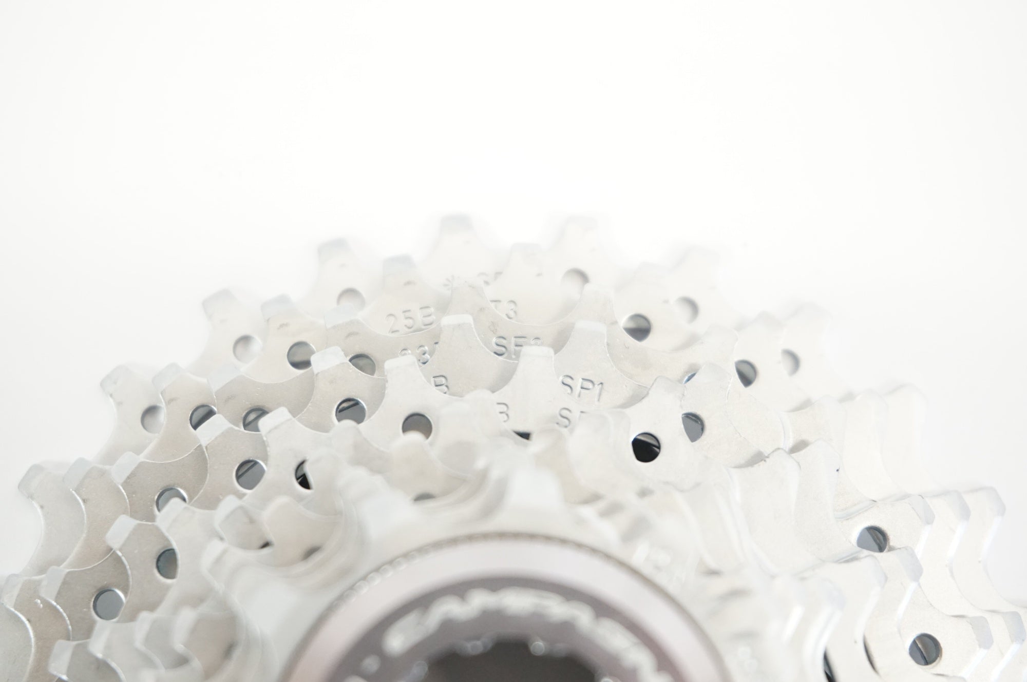 CAMPAGNOLO 「カンパニョーロ」 CHORUS 11S 12-27T スプロケット