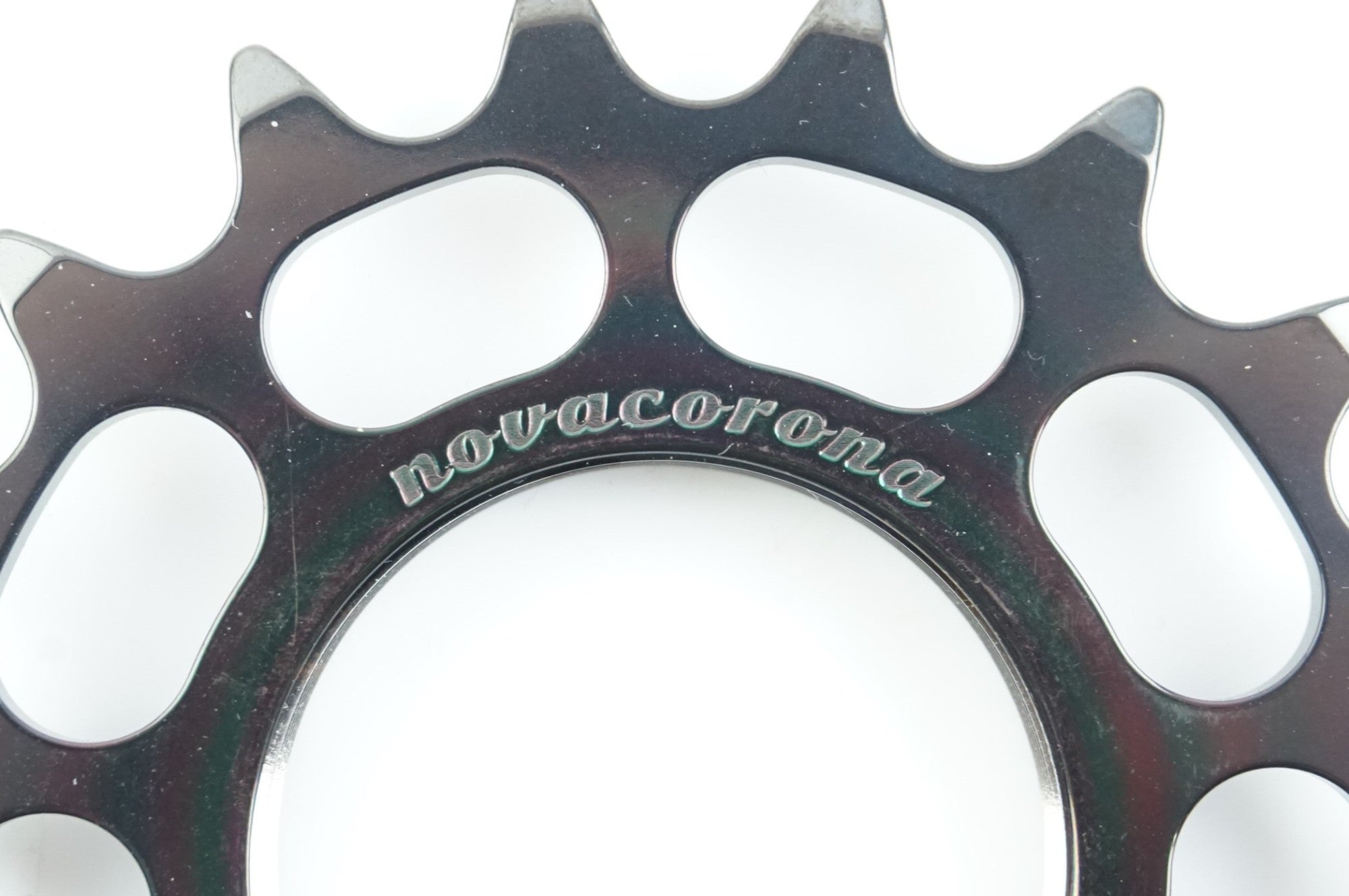 NOVACORONA 「ノバコローナ」 64チタン 18T コグ / 中目黒店