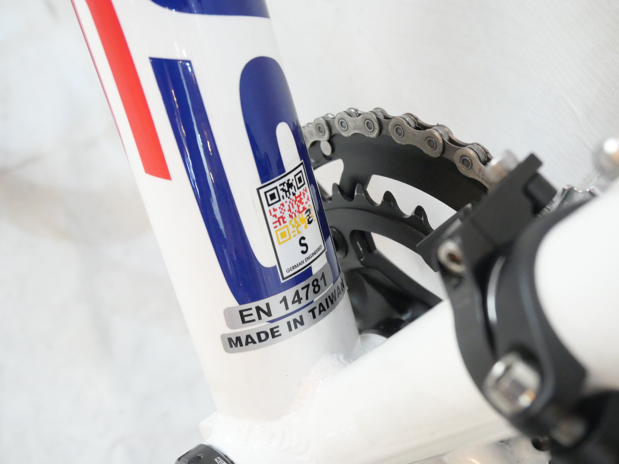 FOCUS 「フォーカス」 MARES AX 2.0 2014年モデル グラベル