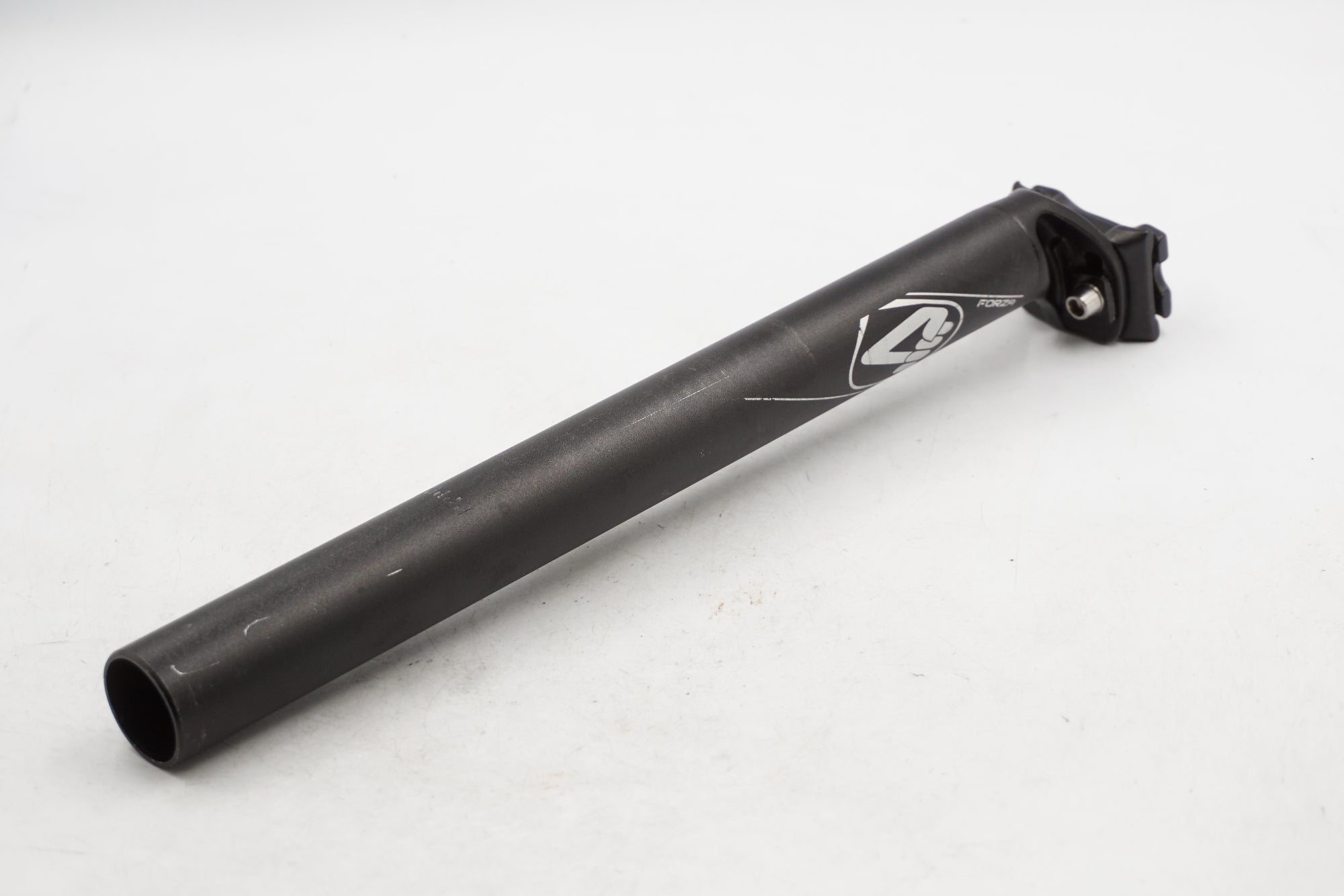 FORZA 「フォルツァ」 Φ31.6 350mm シートポスト / 奈良店