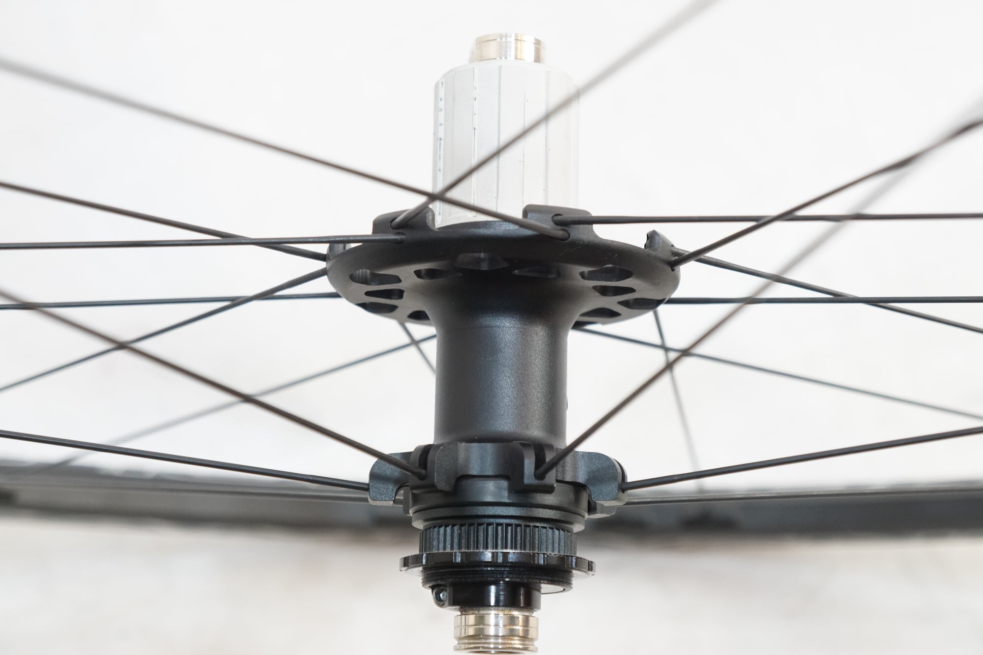 CAMPAGNOLO 「カンパニョーロ」  ZONDA DB シマノ11速 ホールセット / バイチャリ浦和ベース