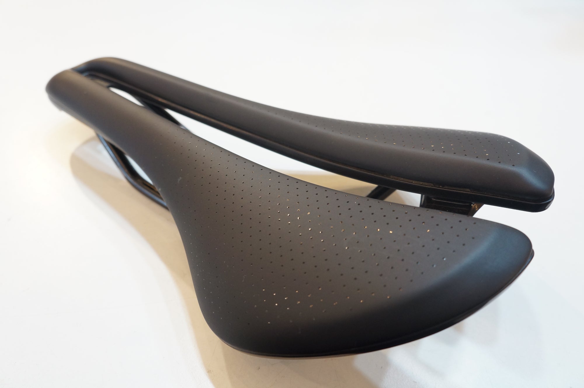 BONTRAGER 「ボントレガー」 AEOLUS COMP サドル / バイチャリ浦和ベース