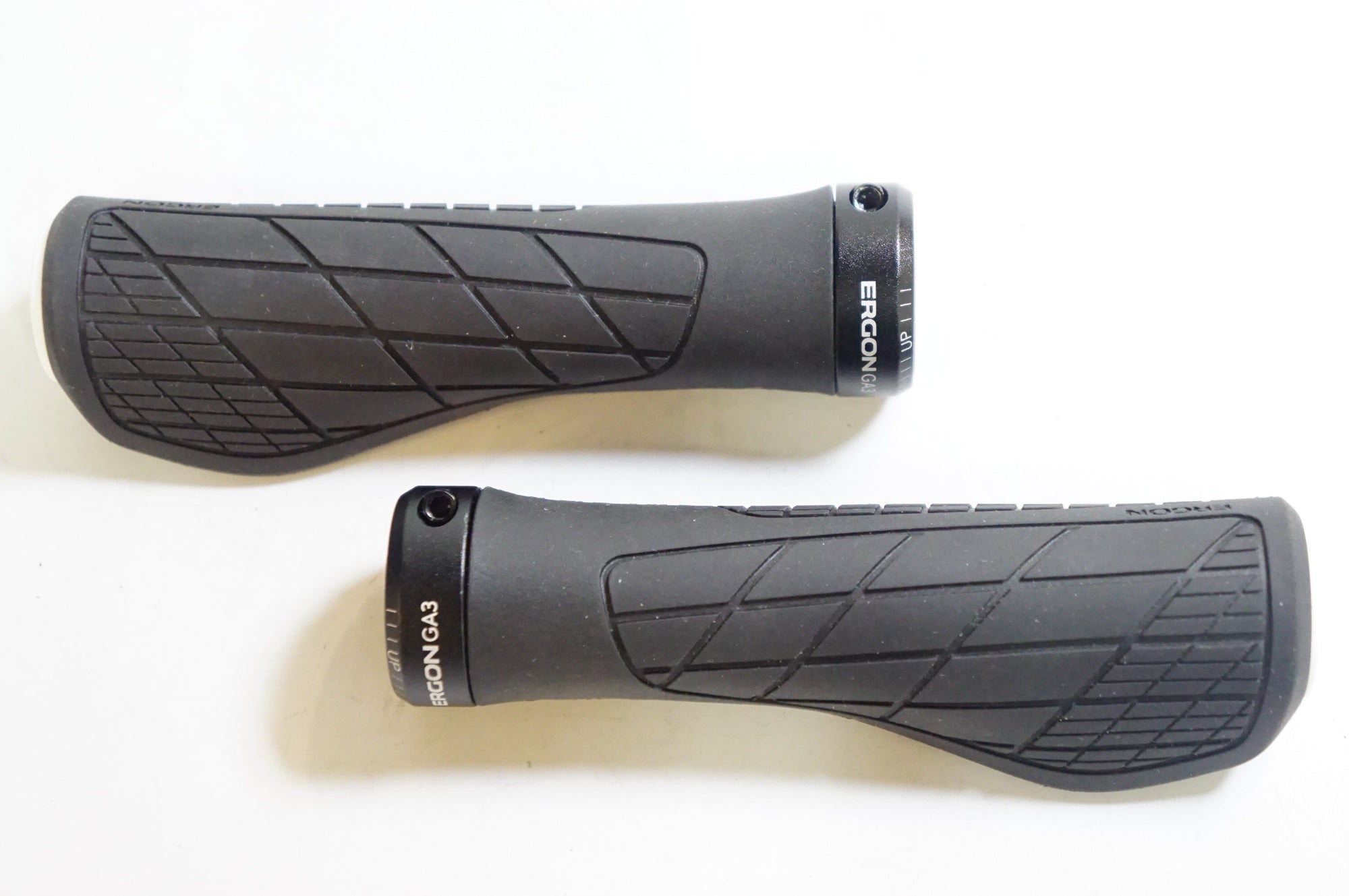 ERGON 「エルゴン」 GA3 グリップ / 熊谷本店