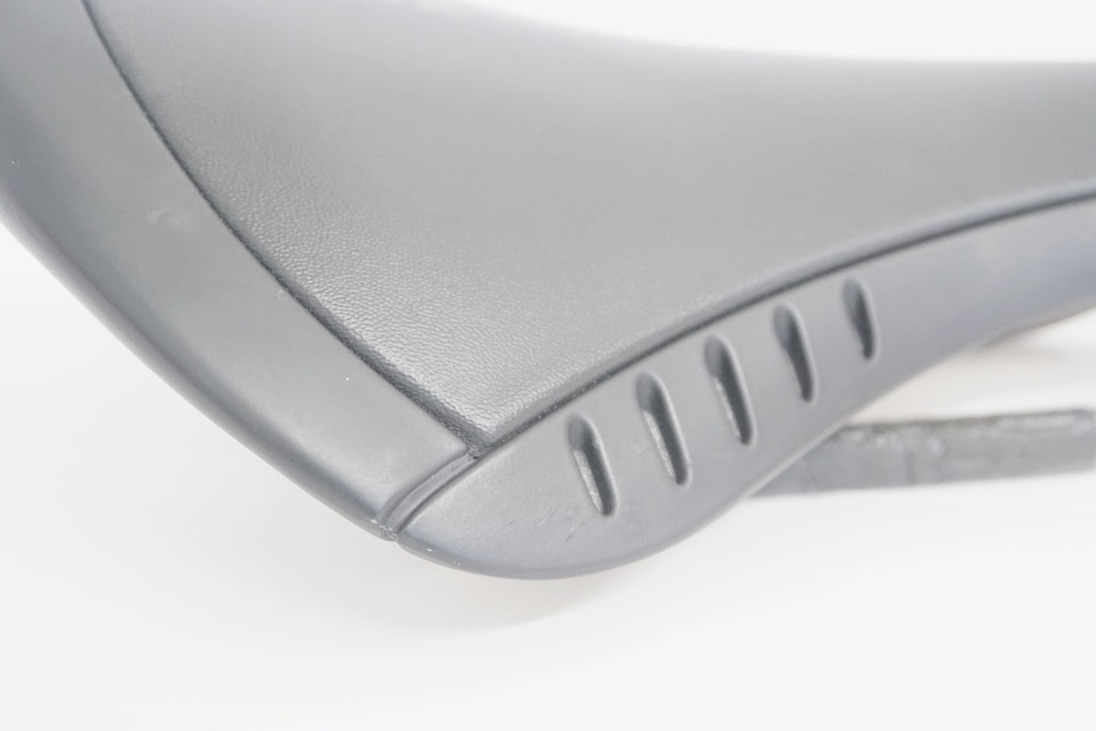 FIZIK 「フィジーク」 KURVE サドル/ 京都西院店 ｜ バイチャリ公式