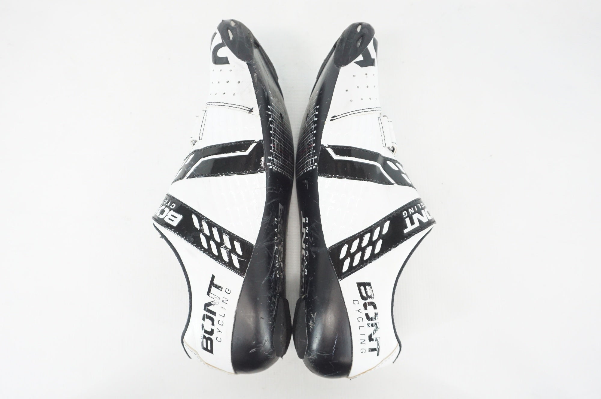 BONT 「ボント」 RIOT ROAD+ 43(27.0cm) シューズ / 阪急塚口店