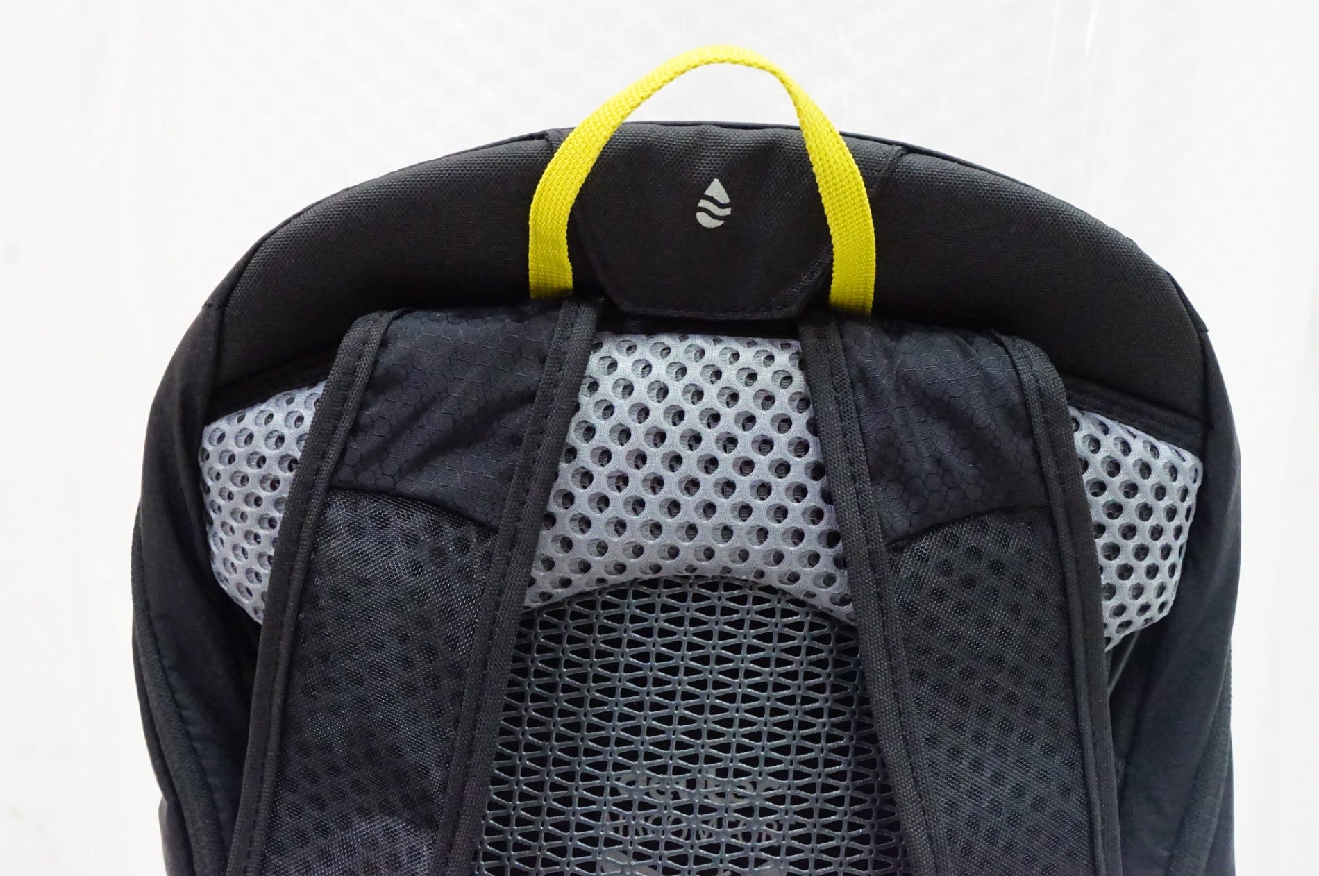 DEUTER 「ドイター」 RACE EXP AIR 14+3 バックパック / 熊谷