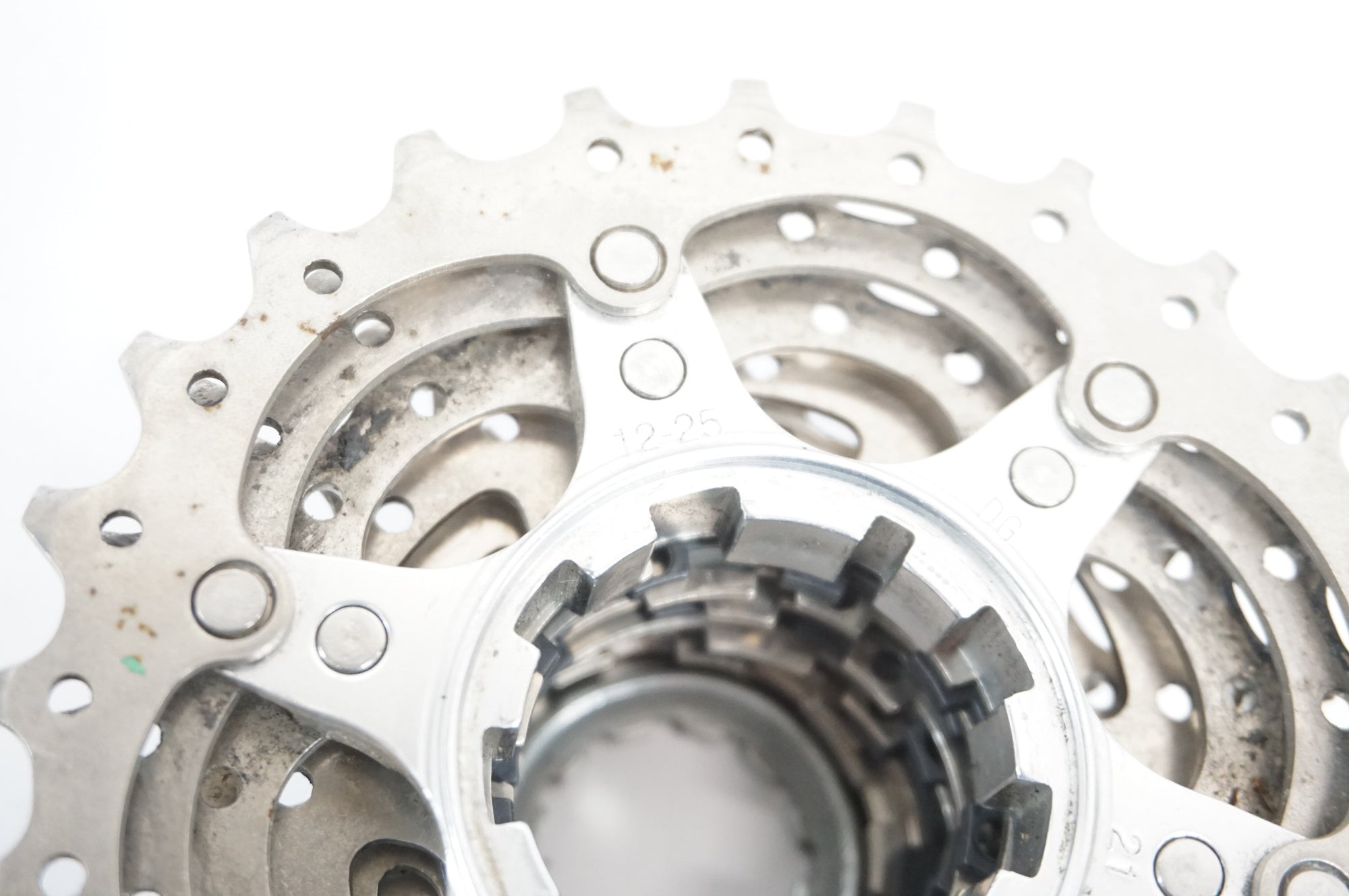 SHIMANO 「シマノ」 ULTEGRA CS-6700 12-25T 10s スプロケット