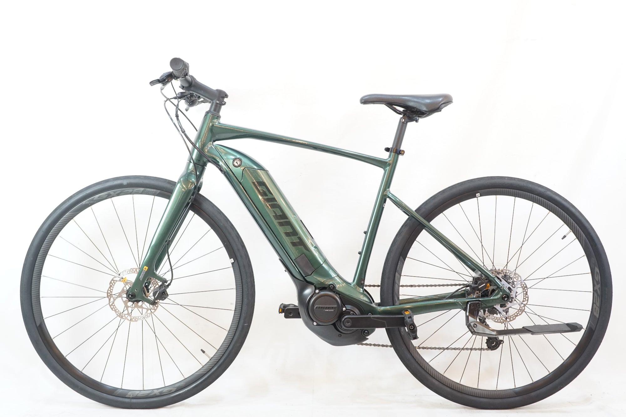 GIANT 「ジャイアント」 ESCAPE R E+ 2025年モデル e-BIKE