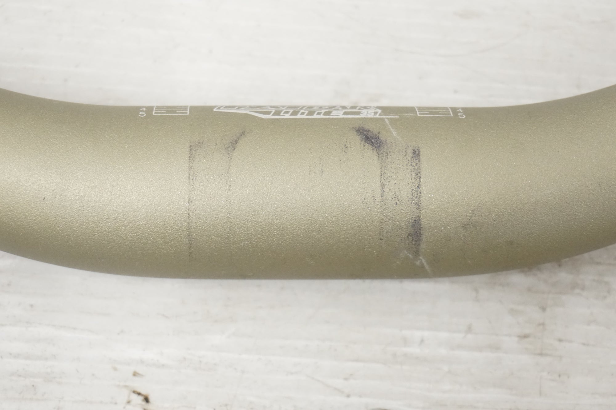 RENTHAL 「レンサル」 FATBAR LITE Φ34.9 720mm ハンドル / 奈良店