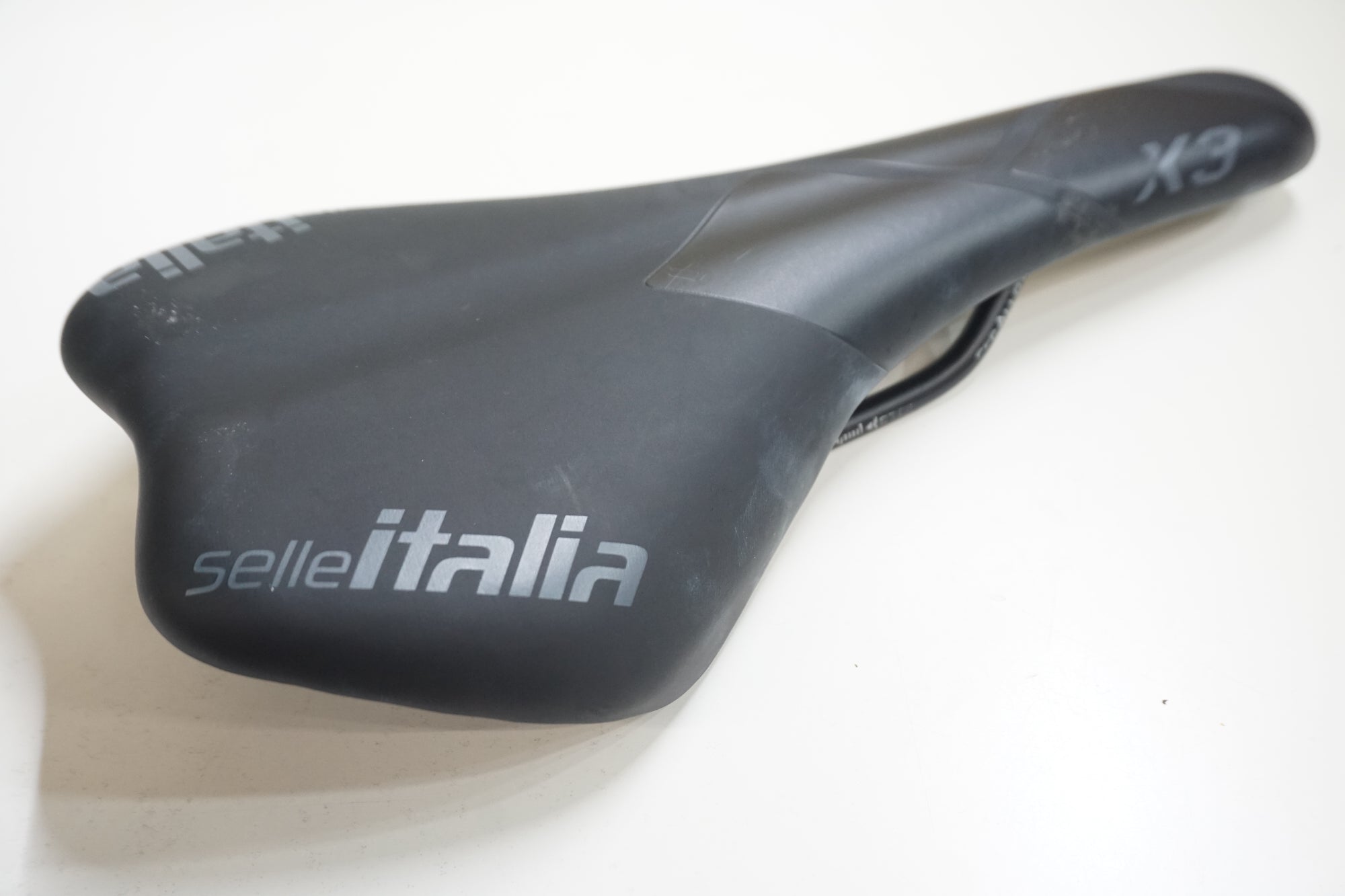 SELLE ITALIA 「セラ イタリア」 X3 サドル / 大宮店