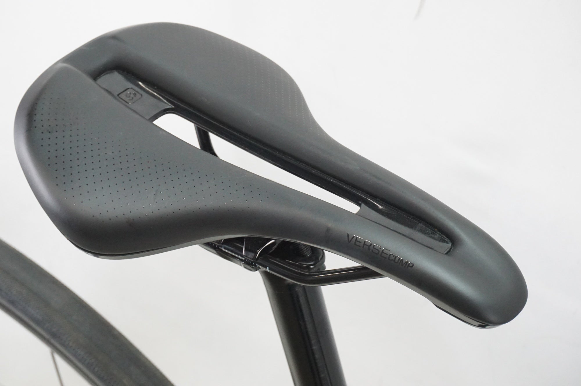 TREK 「トレック」 DOMANE AL 2 GEN 3 2023年モデル ロードバイク