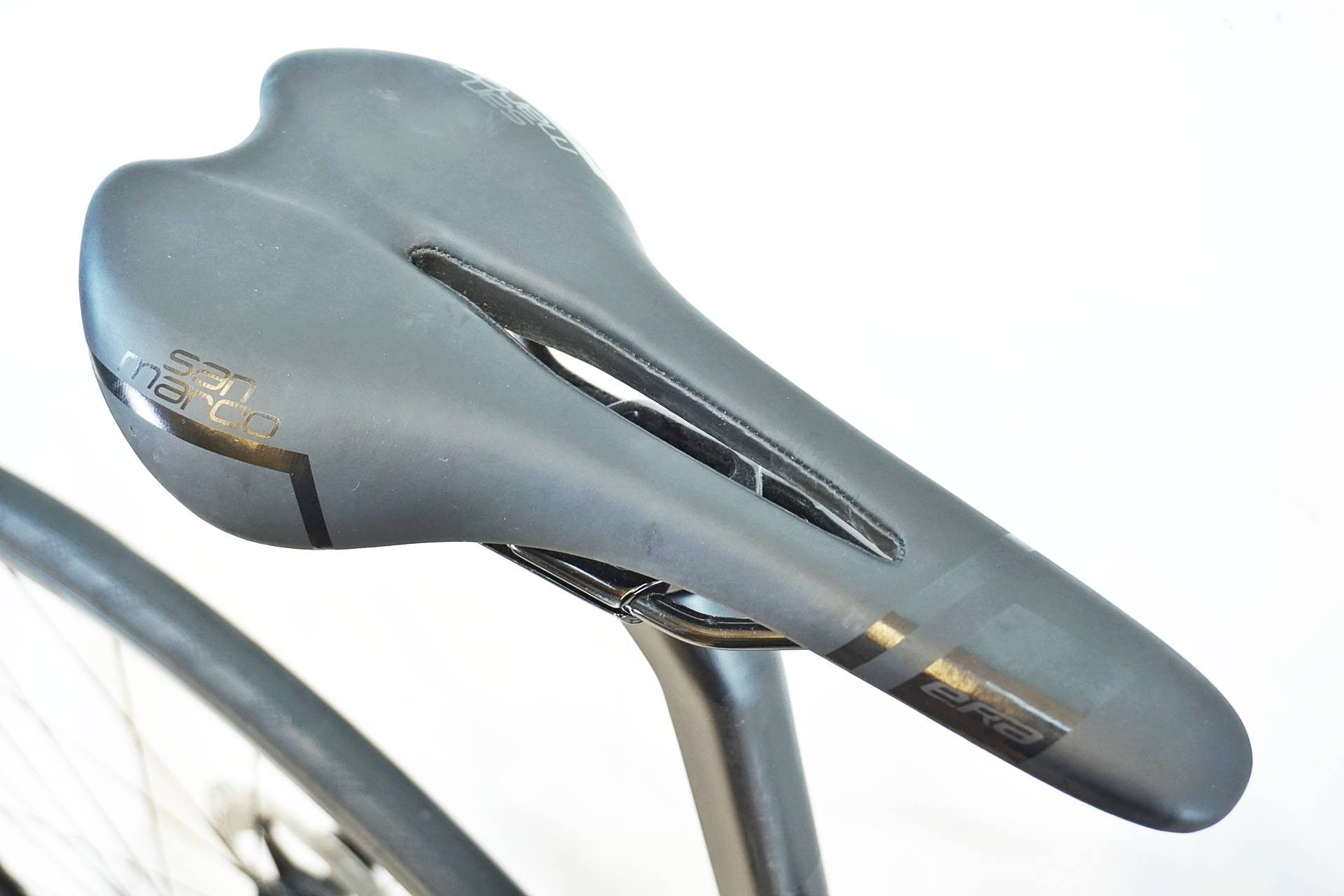 FOCUS 「フォーカス」 IZALCO MAX DISC 9 2022年モデル ロードバイク