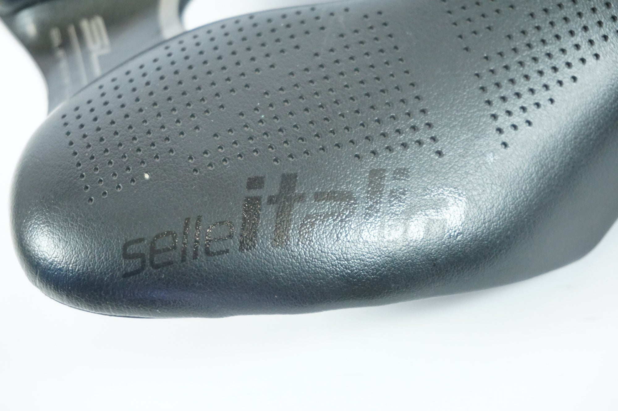 SELLE ITALIA 「セライタリア」 SLR SLR BOOST サドル / 宇都宮店