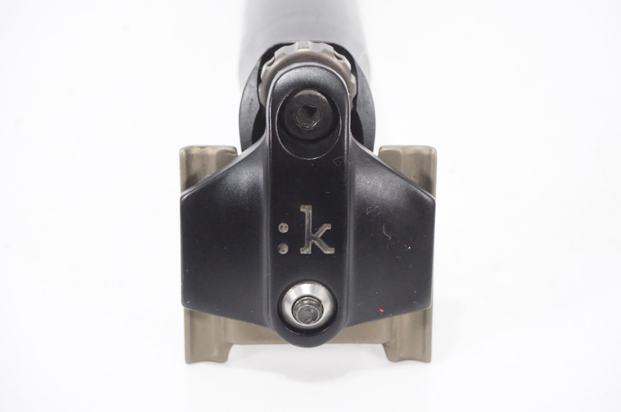 FIZIK 「フィジーク」 CYRANO R5 31.6φ 330mm シートポスト / AKIBA店