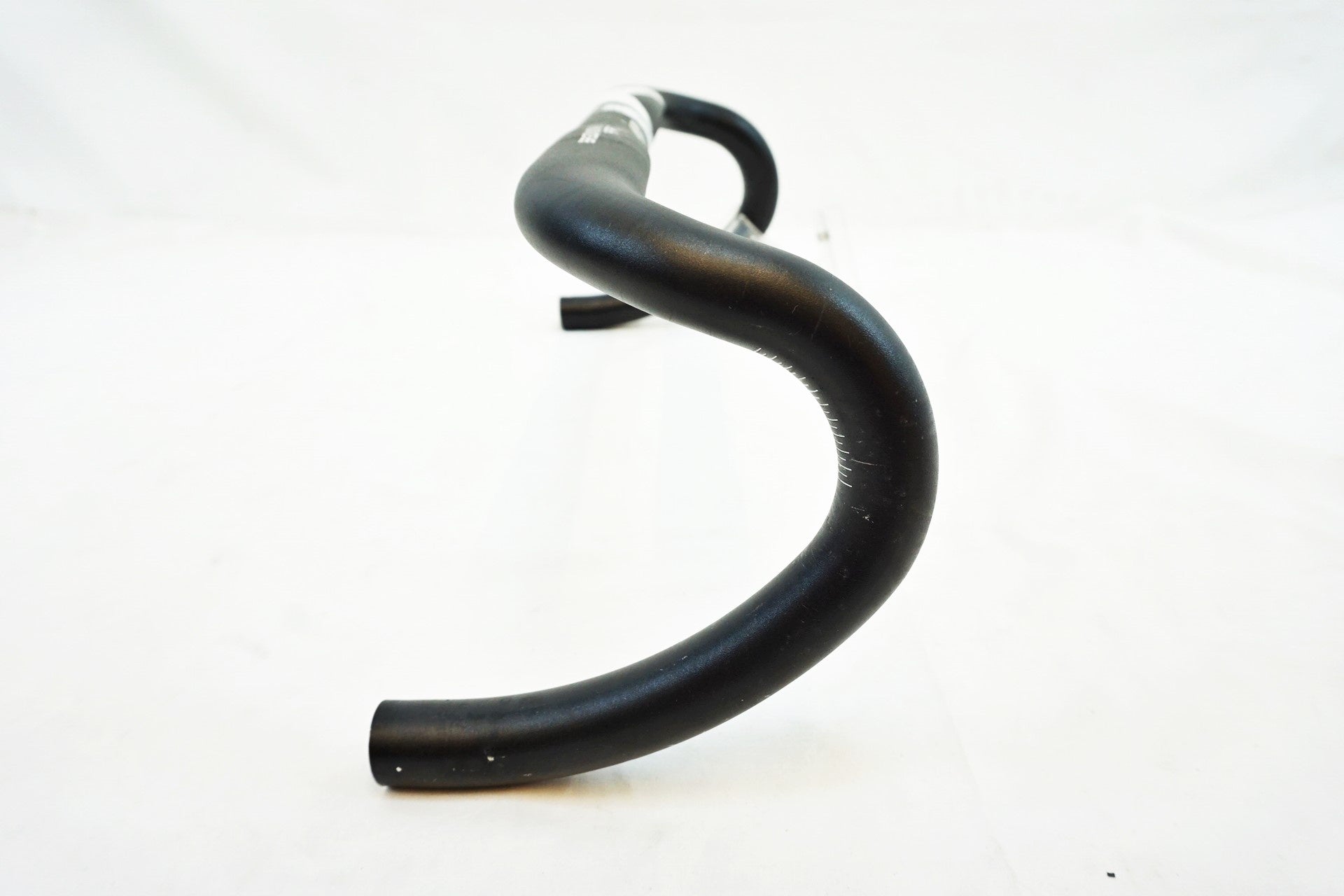 と*ぴ様 3T ハンドル 42cm 外44cm直径31.8mm 3T 「スリーティー」 ERGONOVA Φ31.8 420mm ハンドル / 有明