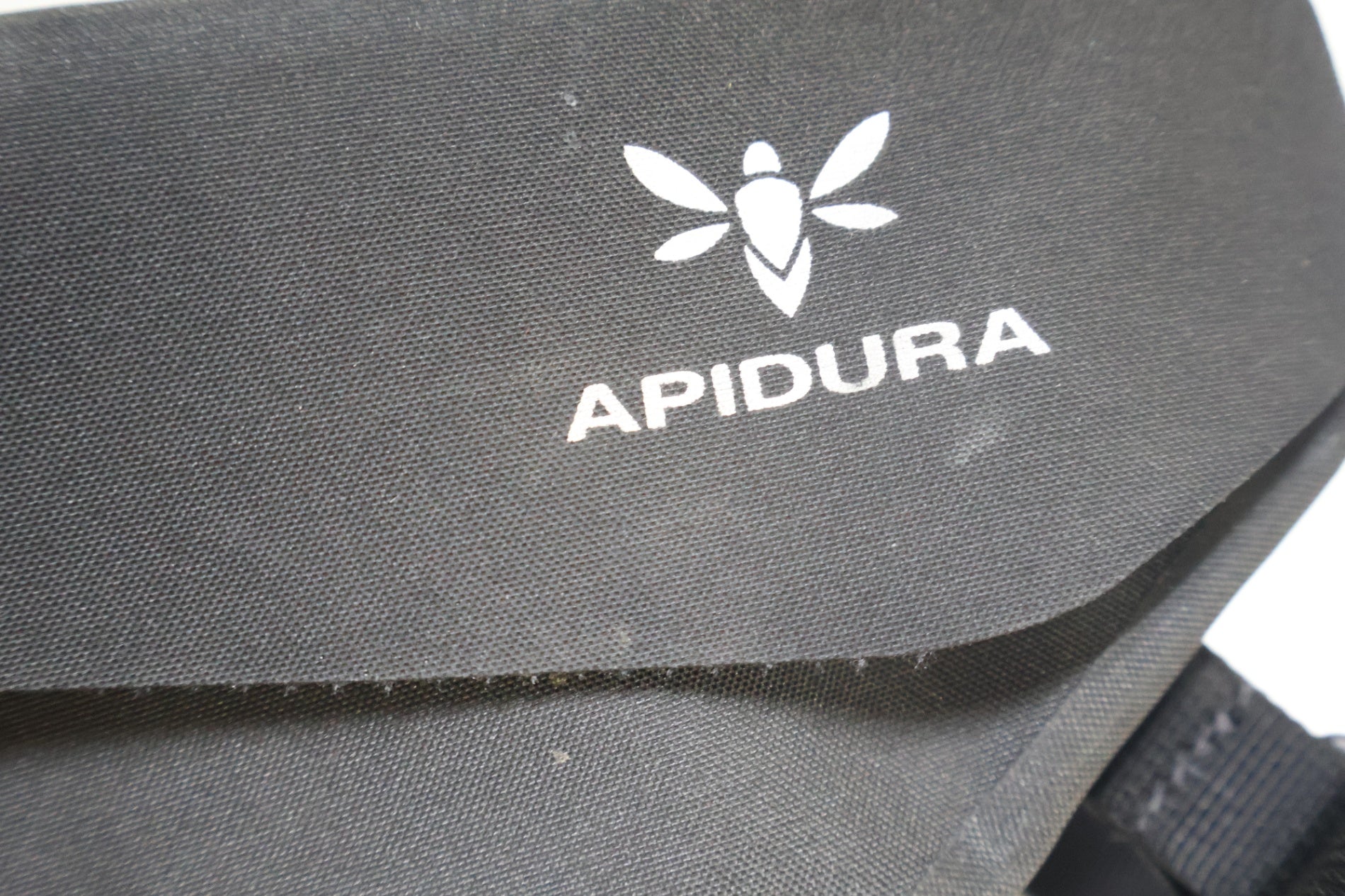 APIDURA 「アピデュラ」 フレームバッグ / 高知店