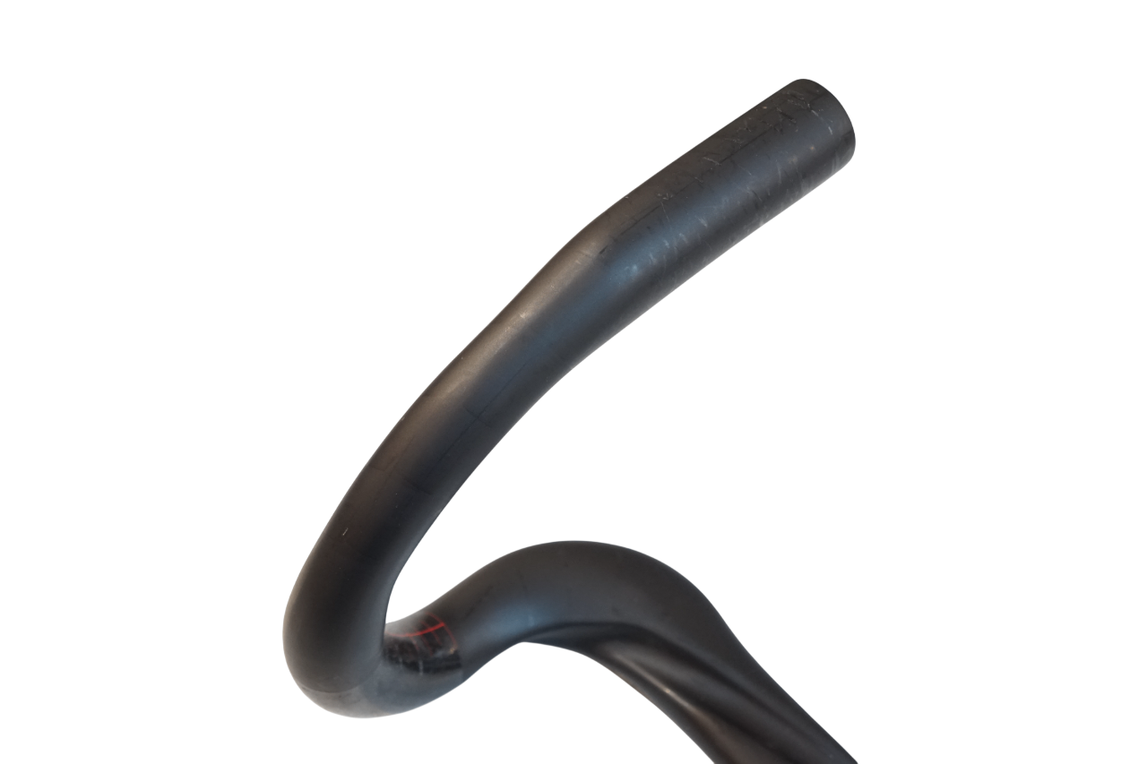 ONEBYESU 「ワンバイエス」 J-CARBON VDS NEXT φ31.8 400mm ハンドル