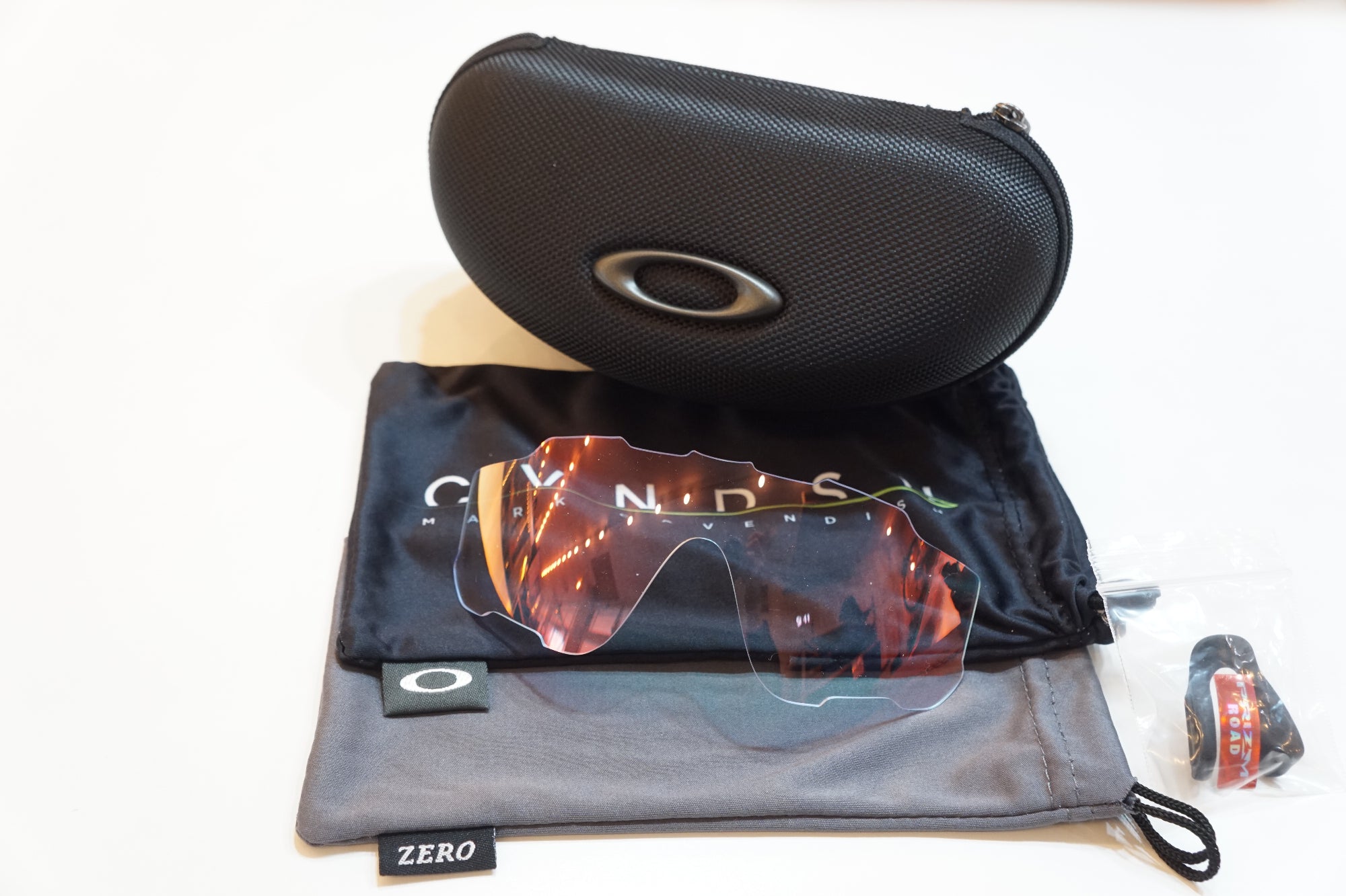 OAKLEY 「オークリー」 JAWBREAKER アイウェア / バイチャリ浦和ベース