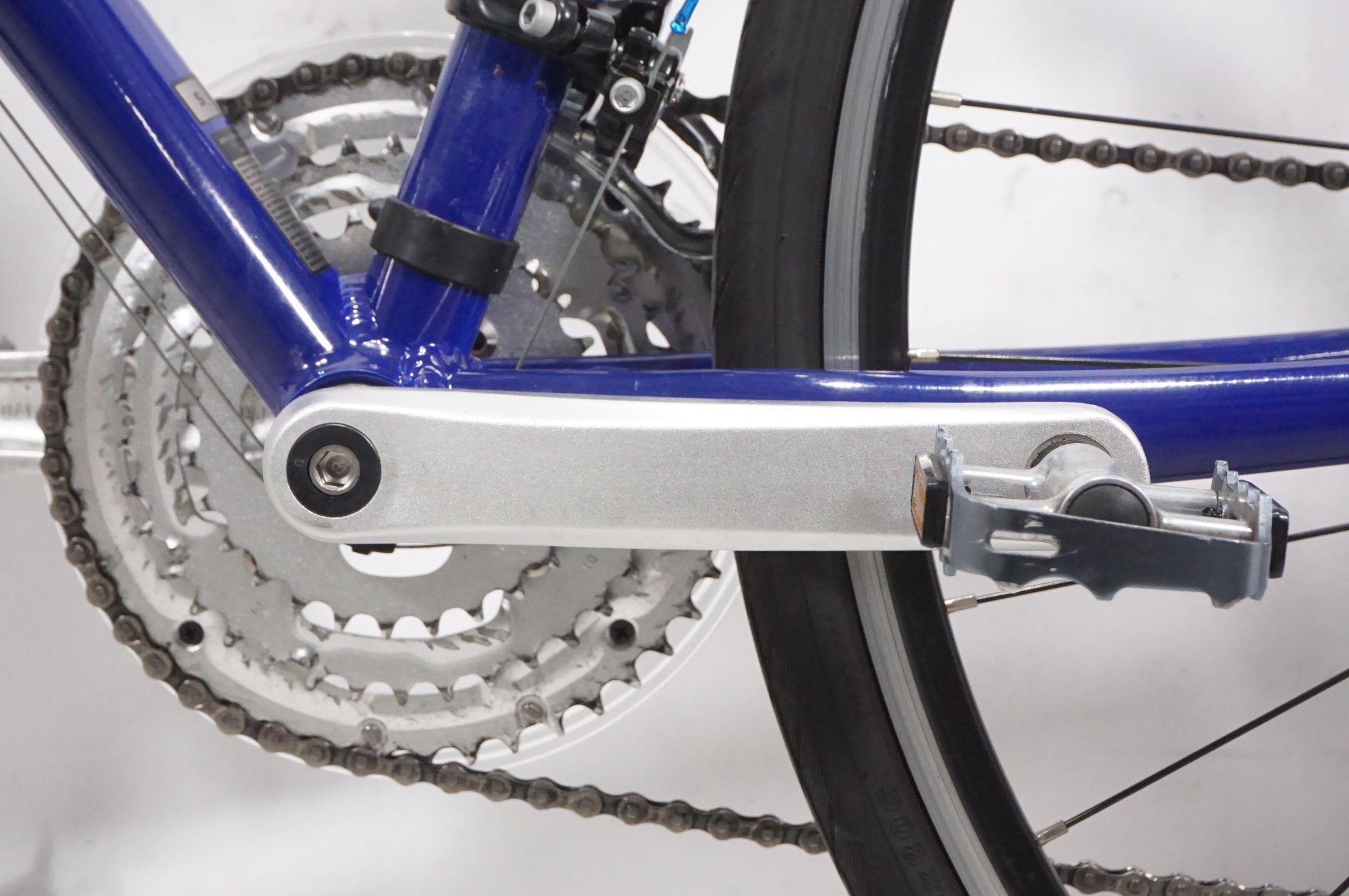 GIANT 「ジャイアント」 ESCAPE R3 MS 2022年モデル クロスバイク / AKIBA店