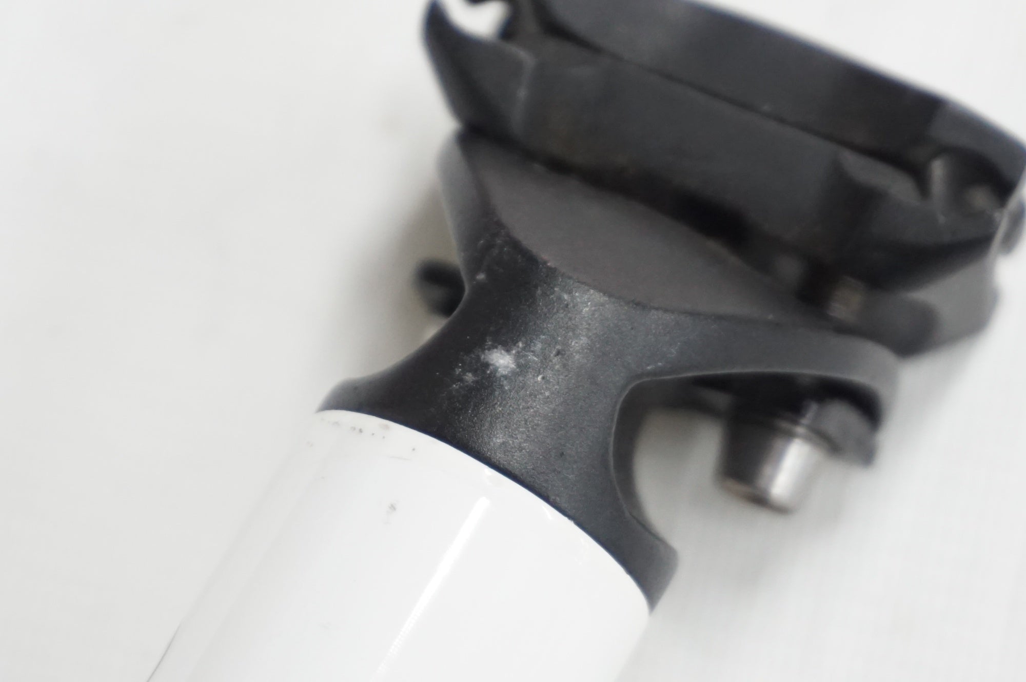 CINELLI 「チネリ」 Φ31.6 350mm VAI シートポスト / 阪急塚口店