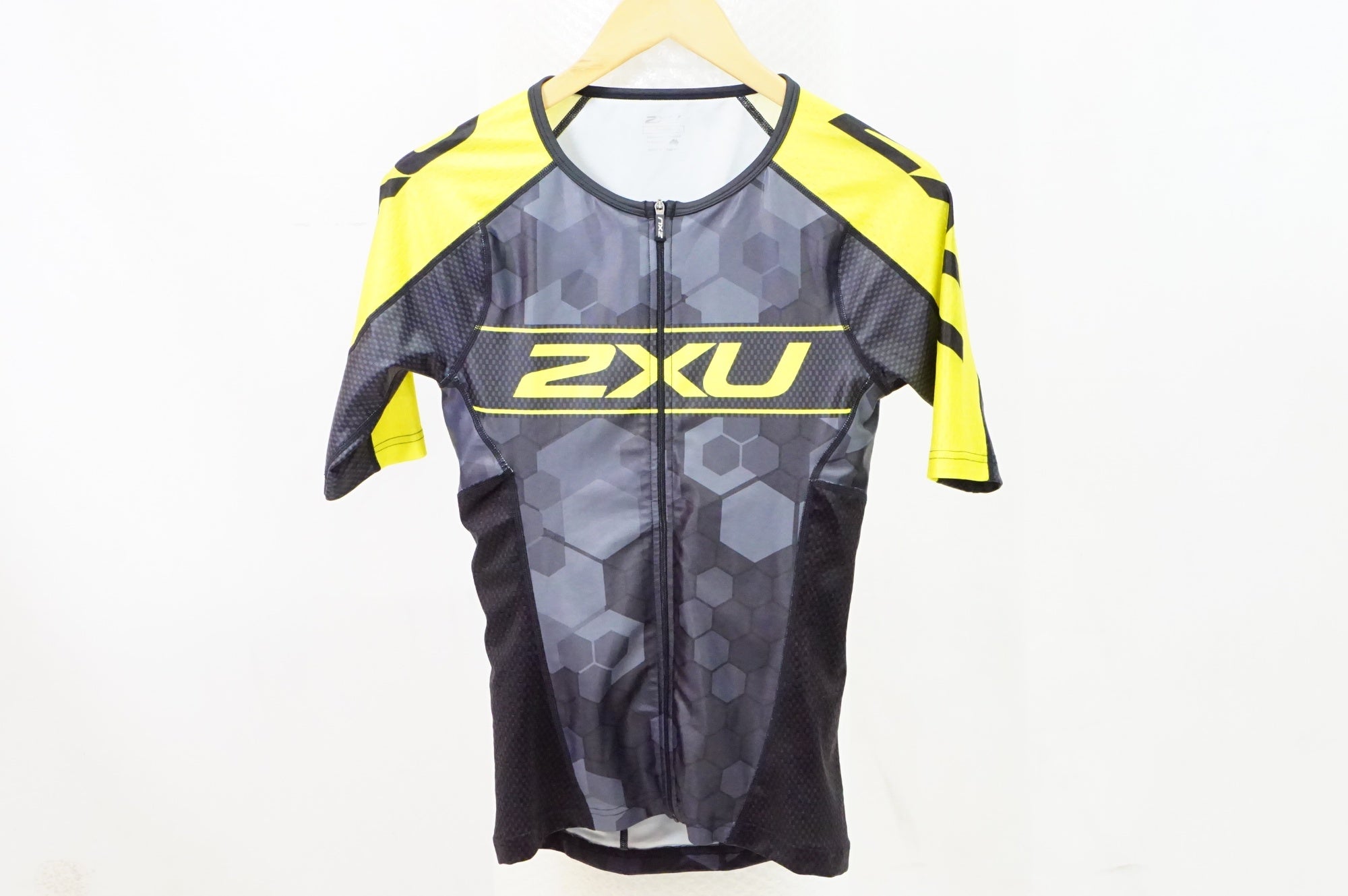 ZXU 「ツータイムズユー」 Mサイズ サイクルジャージセット / 熊谷本店