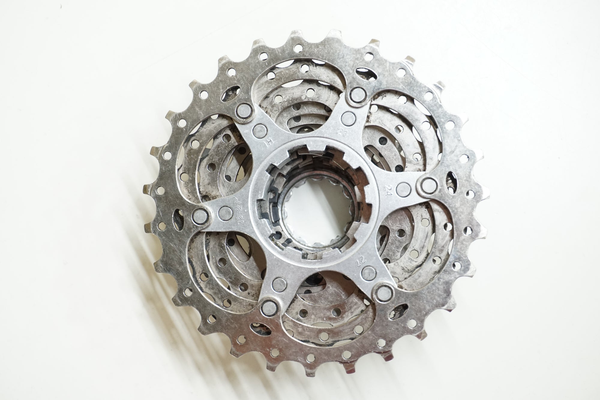 SHIMANO 「シマノ」 105 CS-5700 12-27T スプロケット / 大宮店