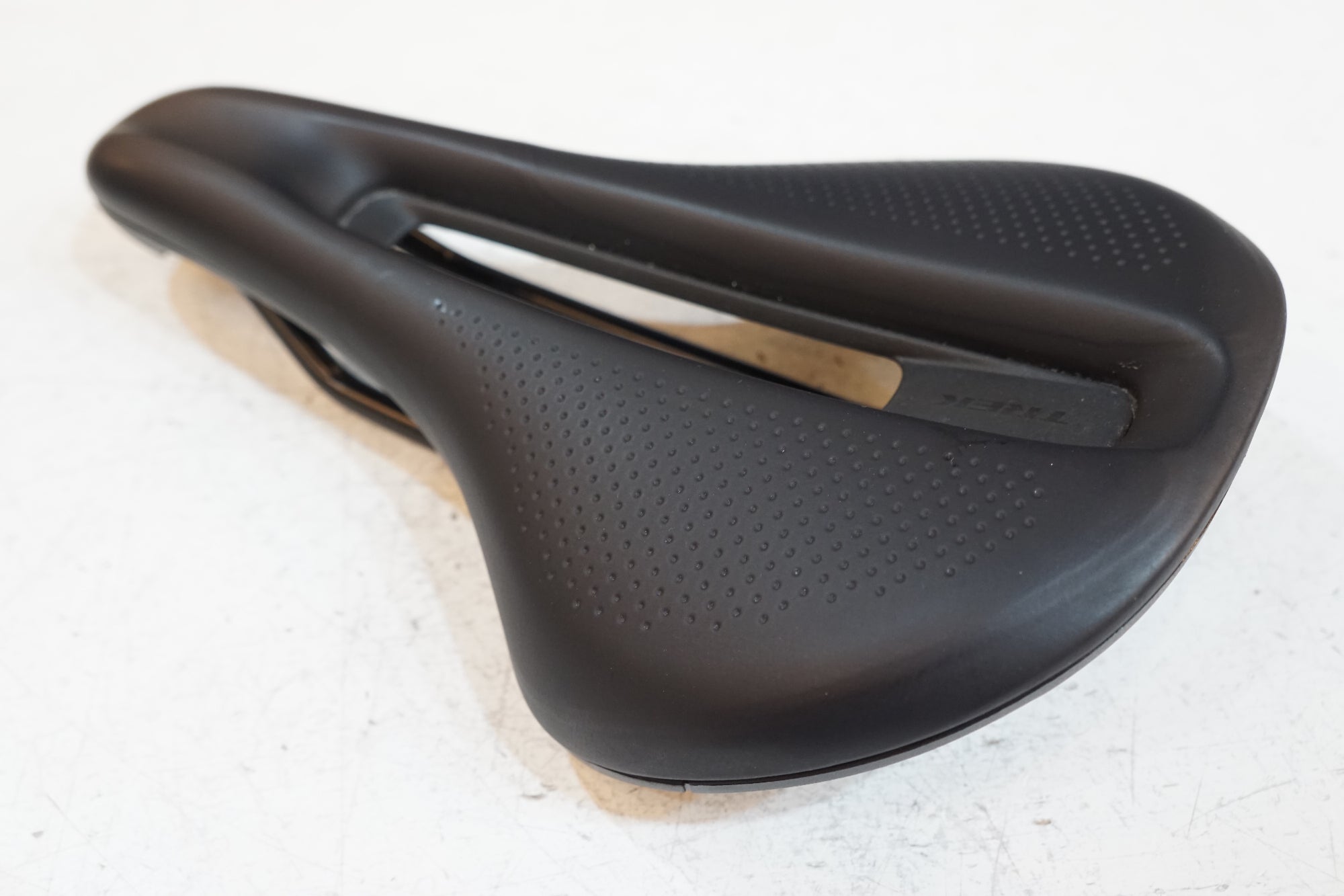 BONTRAGER 「ボントレガー」  VERSE COMP サドル / バイチャリ浦和ベース