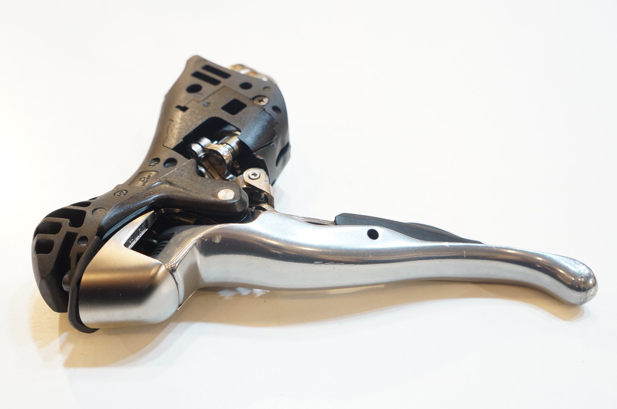 SHIMANO 「シマノ」 105 ST-5700 デュアルコントロールレバー