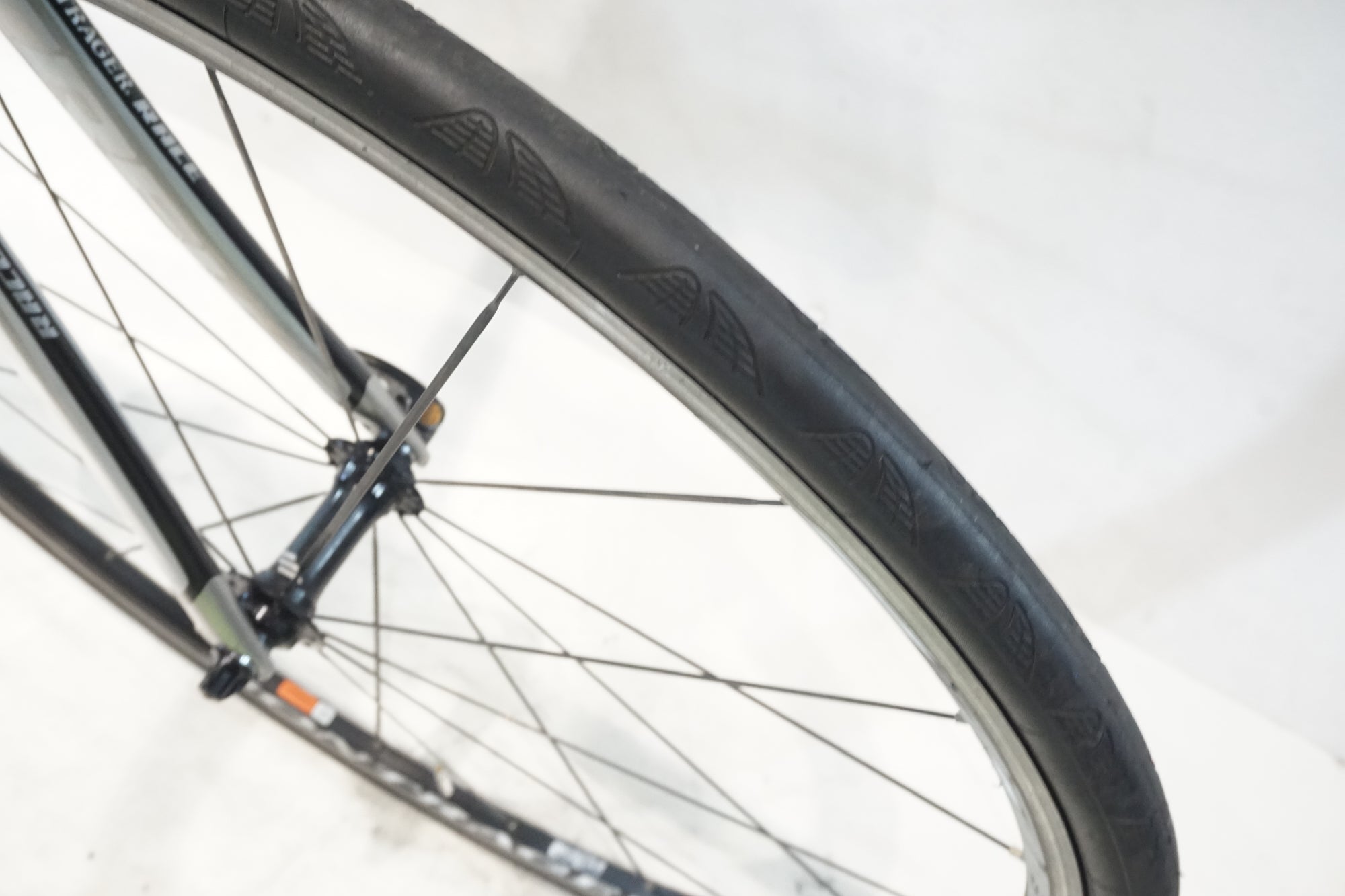 TREK 「トレック」 2.3 2011年モデル ロードバイク / 横浜戸塚店